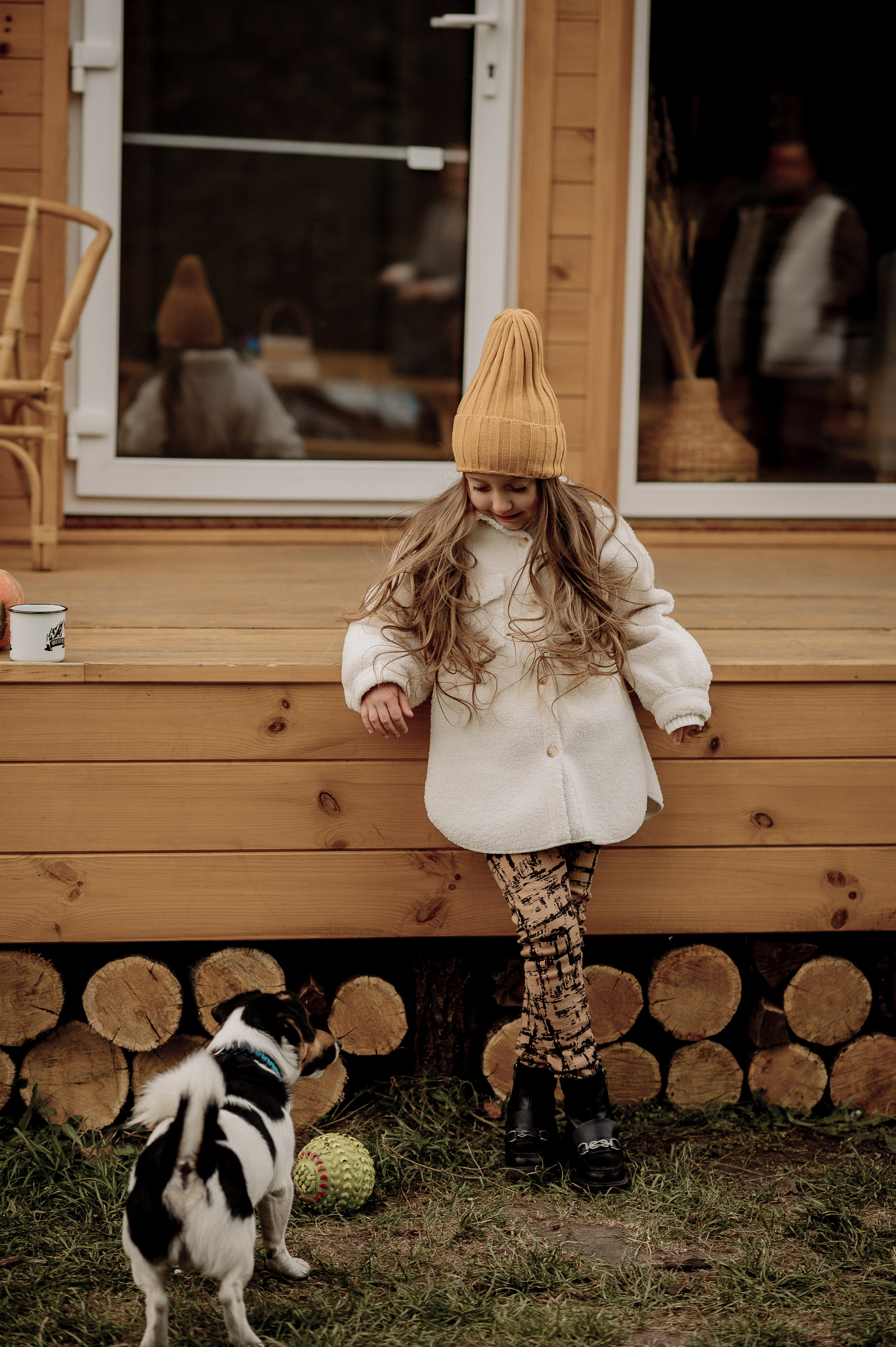 Катя, Дима, Настя и уютный домик. Фотограф Мария Стрелкова