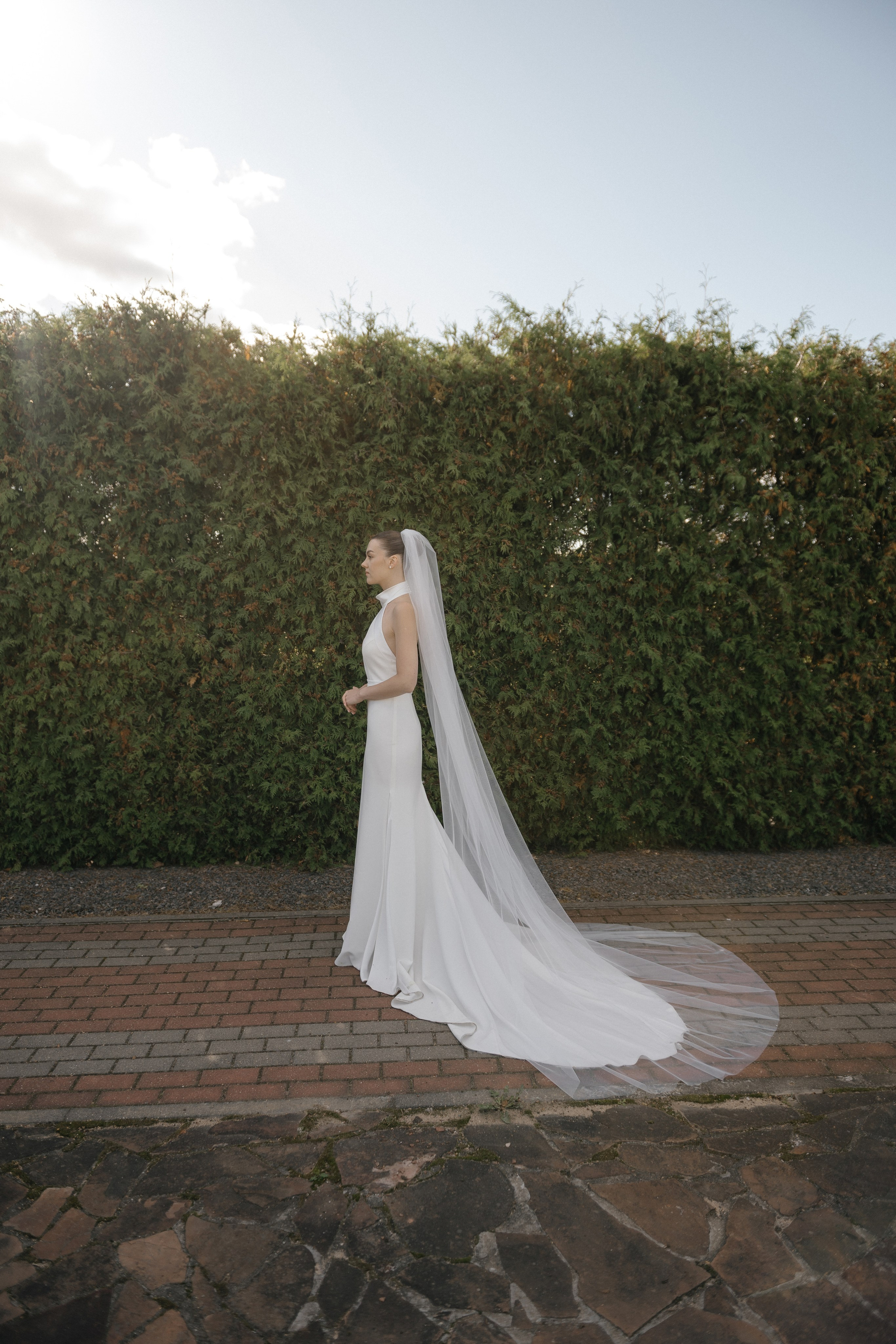Wedding day in VERSAL PARK. Wedding PHOTOGRAPHER Andrew Vnukov