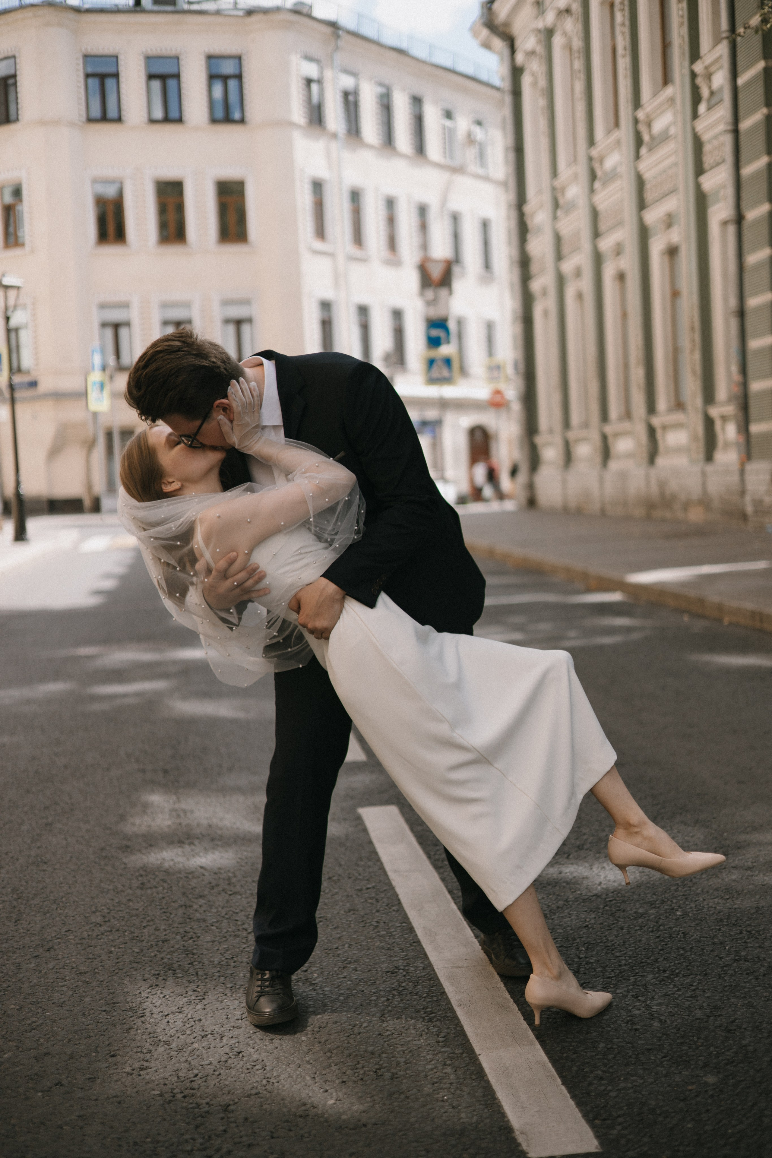 На московских изогнутых улочках. Свадебный и семейный фотограф в Санкт-Петербурге и Москве