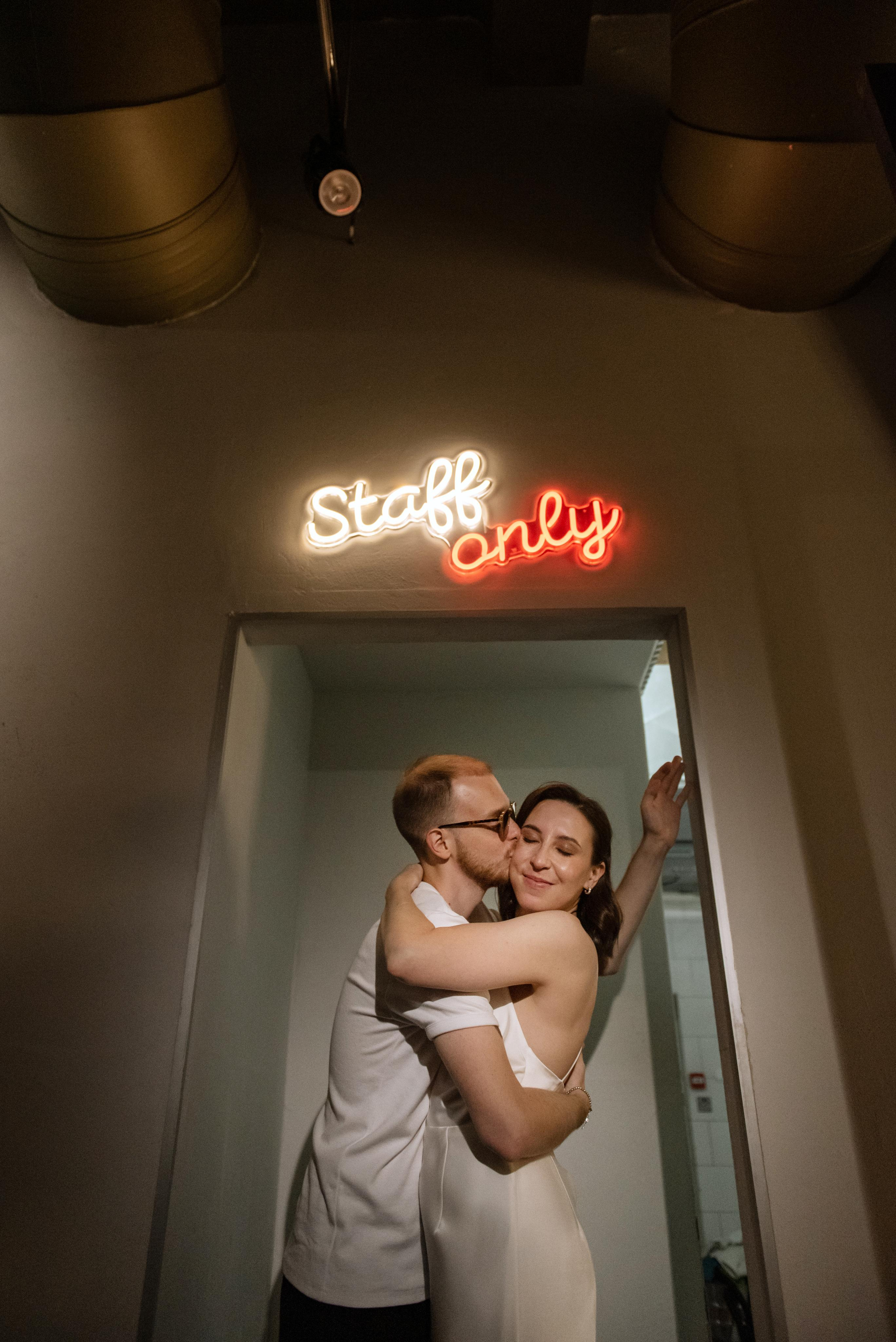 Свадебная фотосессия в кинотеатре. Свадебный и семейный фотограф в Санкт-Петербурге Татьяна Пастухова