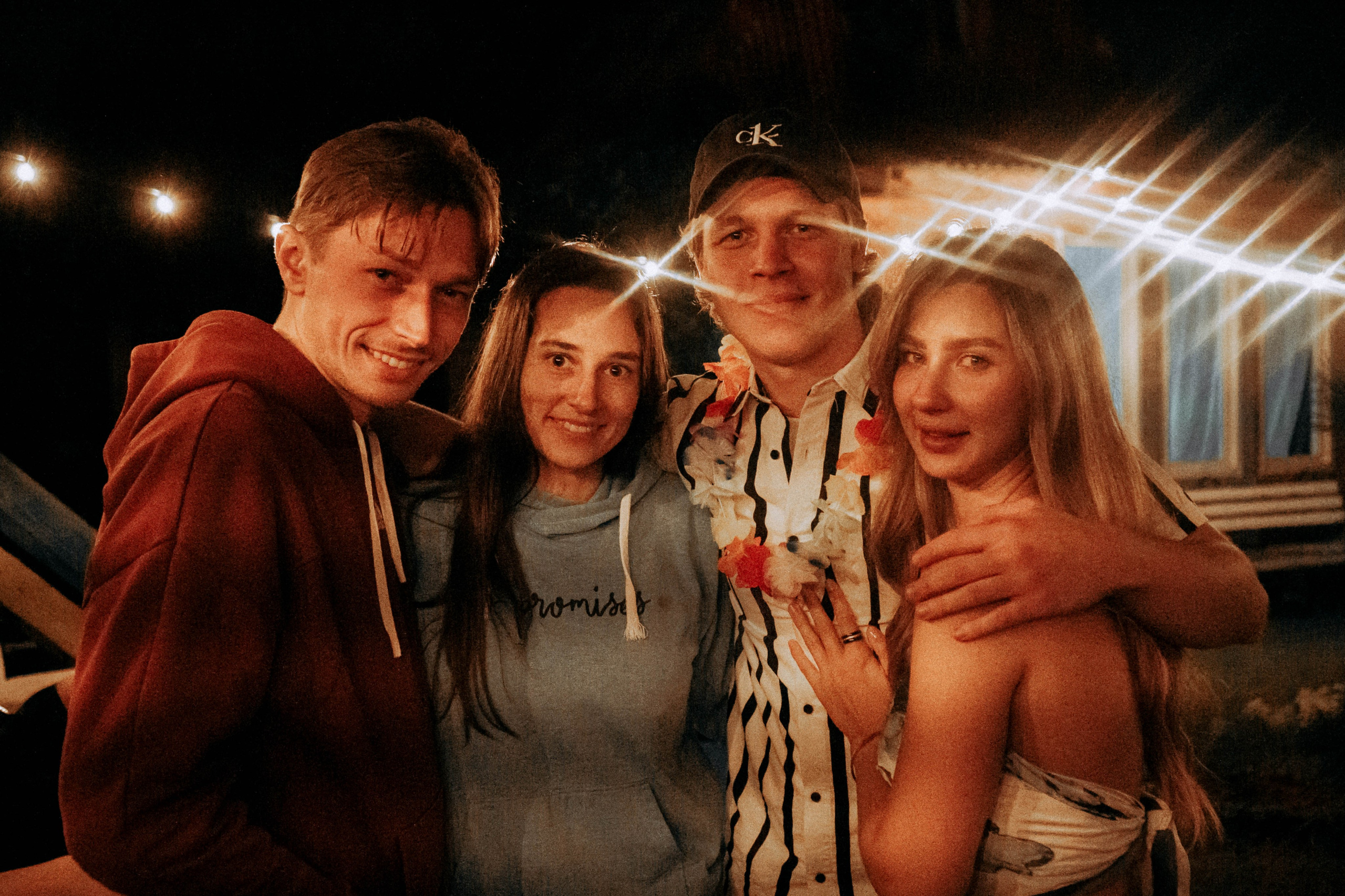 Гавайская вечеринка. Кир Анисин. Режиссер & фотограф