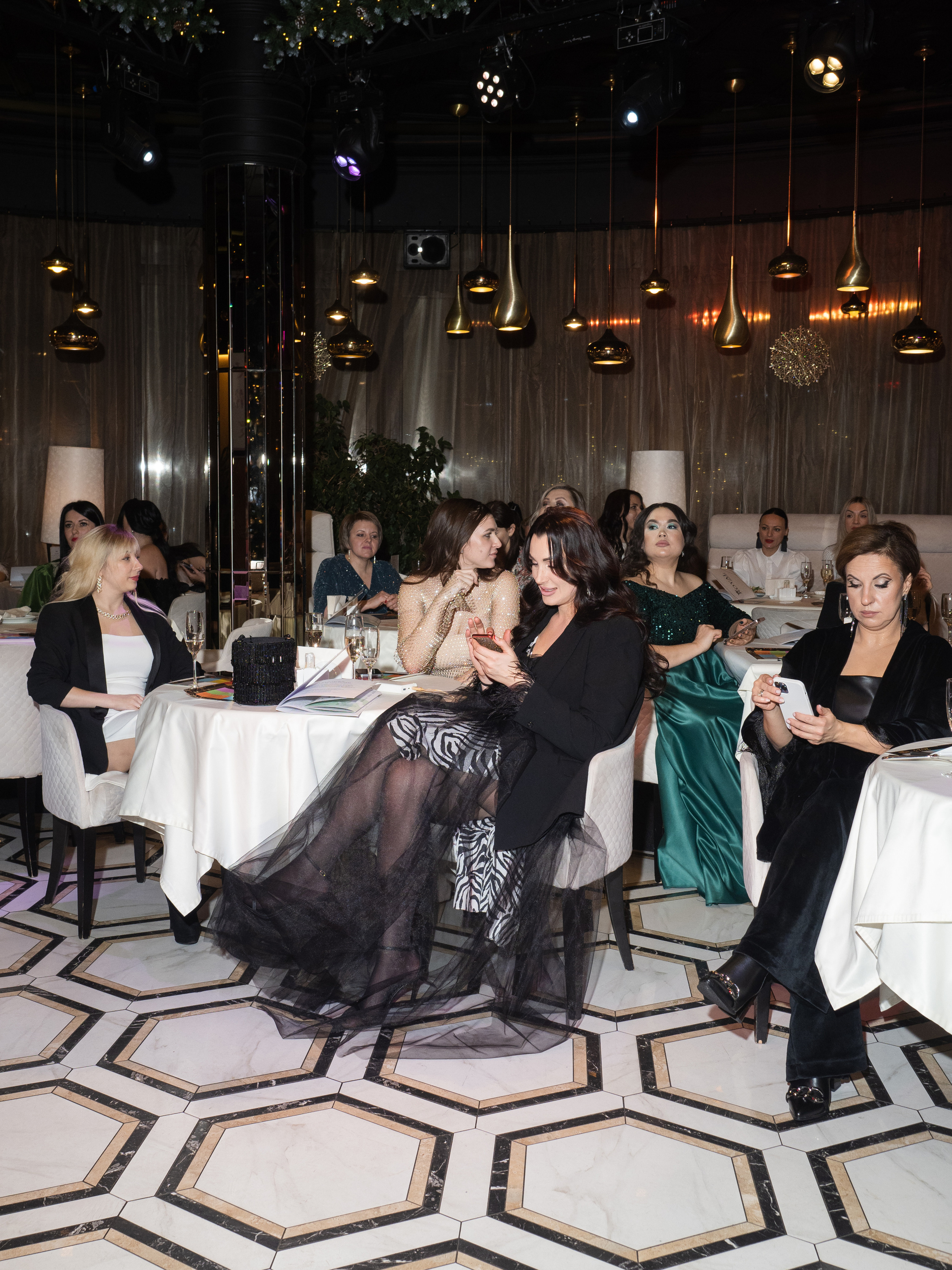 BRUNCH.ROYAL. Свадебный и репортажный фотограф Элина Козырьянова