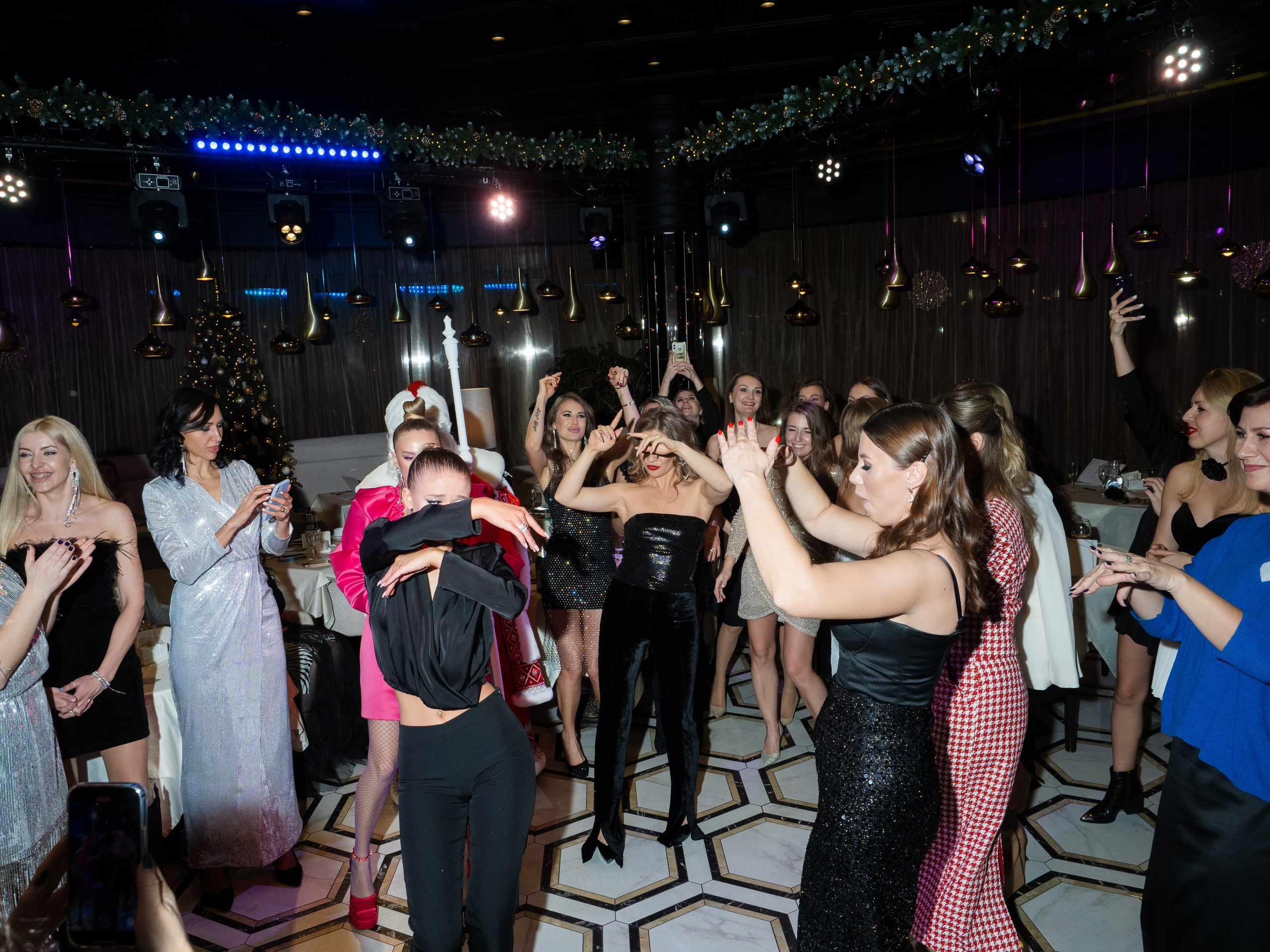 BRUNCH.ROYAL. Свадебный и репортажный фотограф Элина Козырьянова