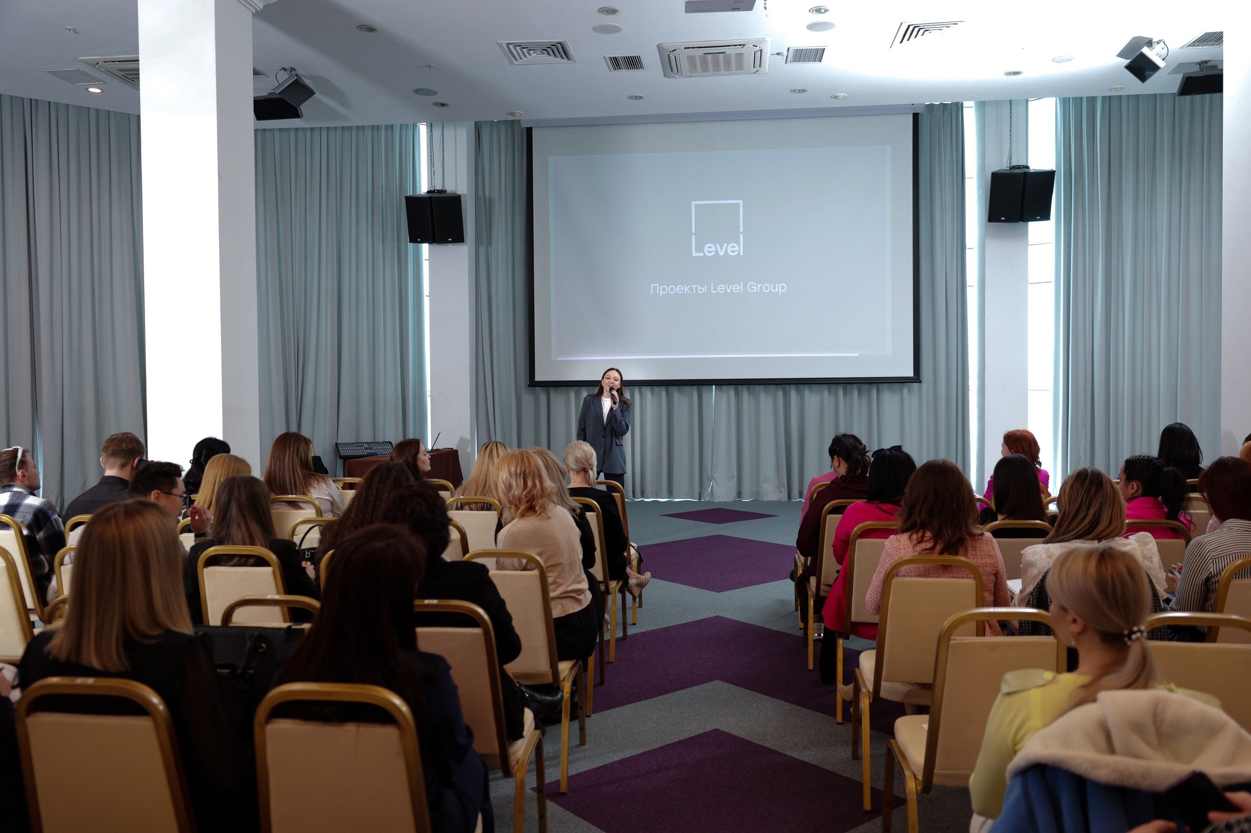 Конференция в Grand Hotel. Свадебный фотограф Астрахань