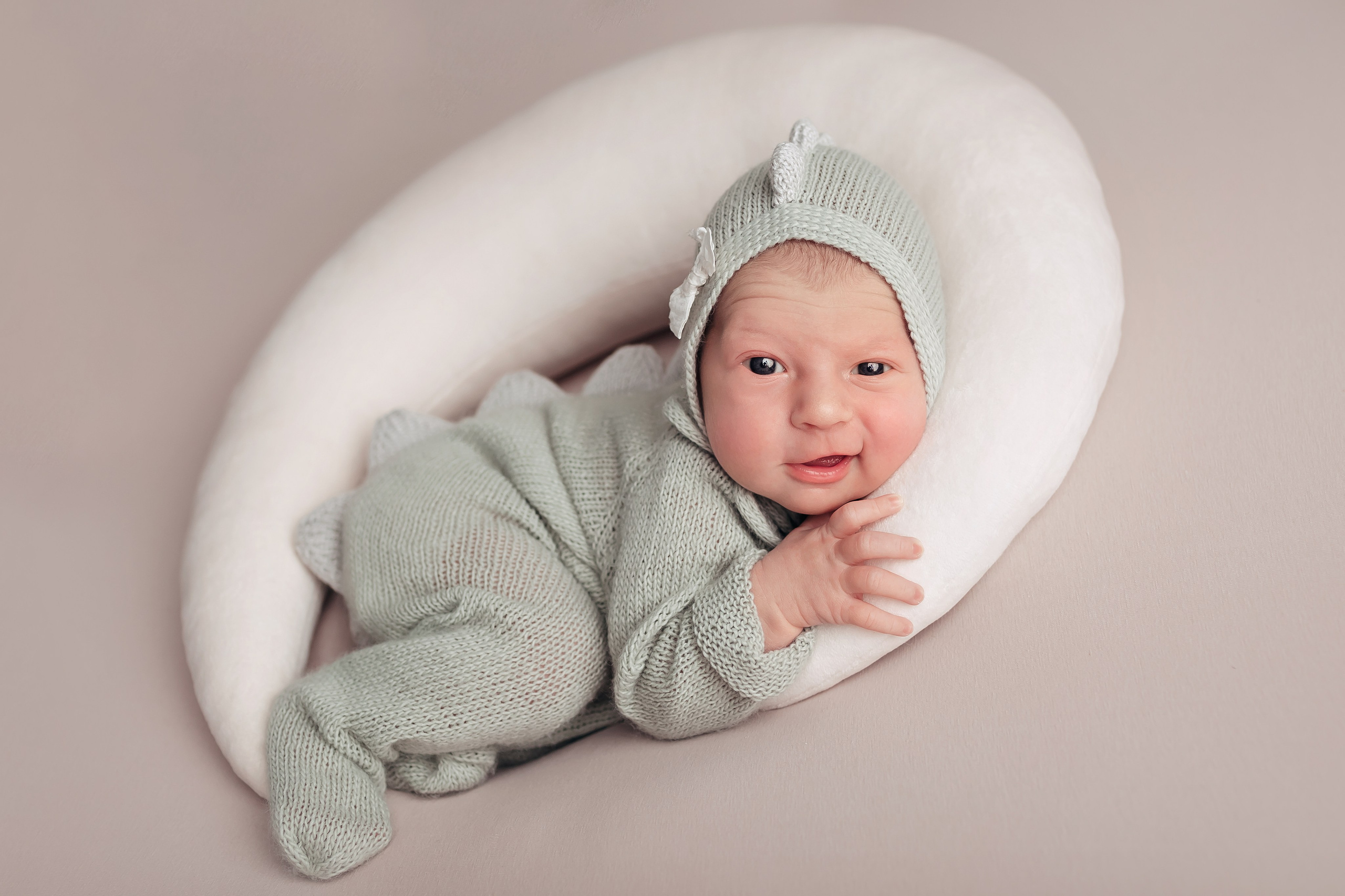 Подарочек. Фотограф Новорожденных и беременности г. Тюмень