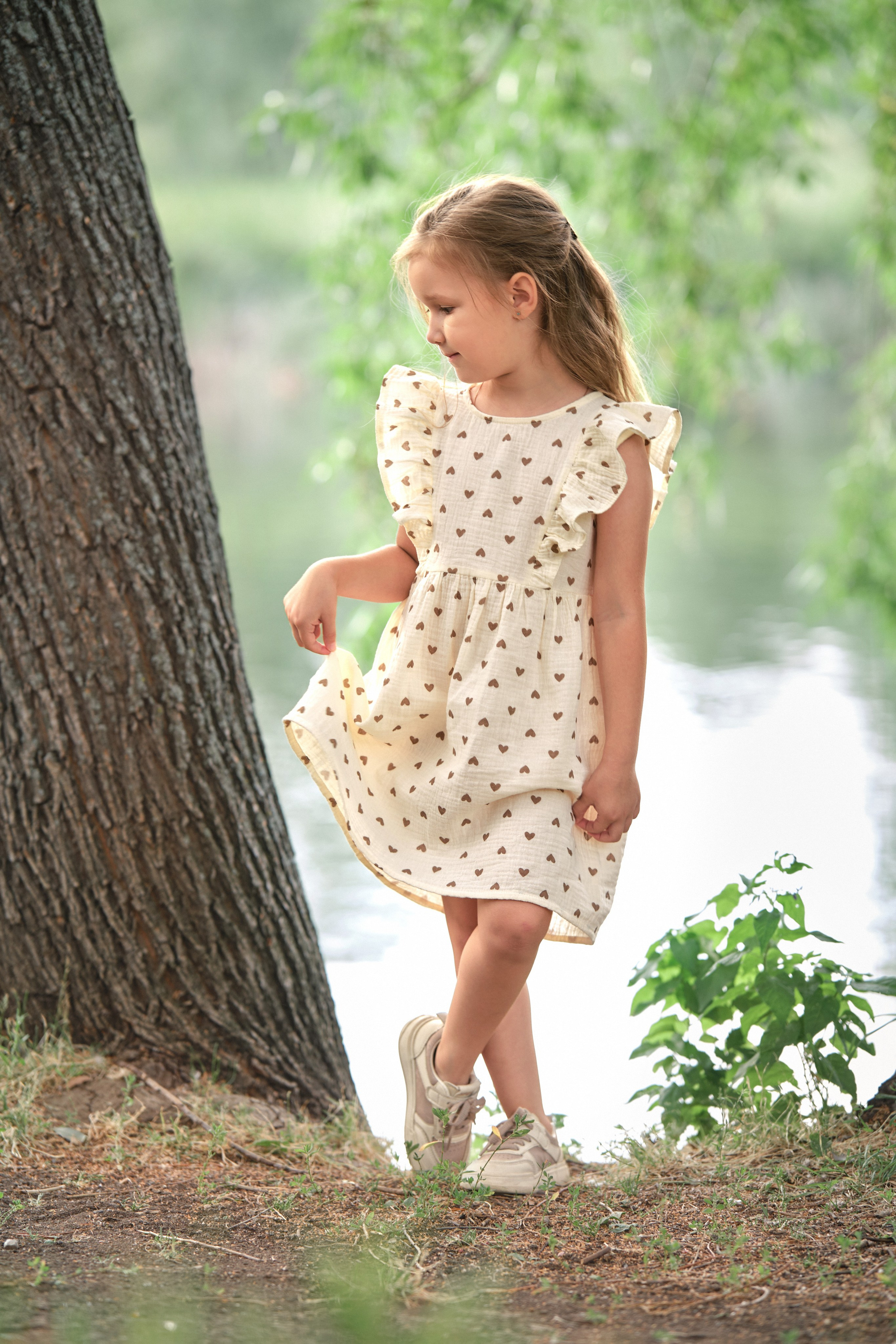 Летняя фотосессия на природе, в лесу, на улице. Семейная с детьми