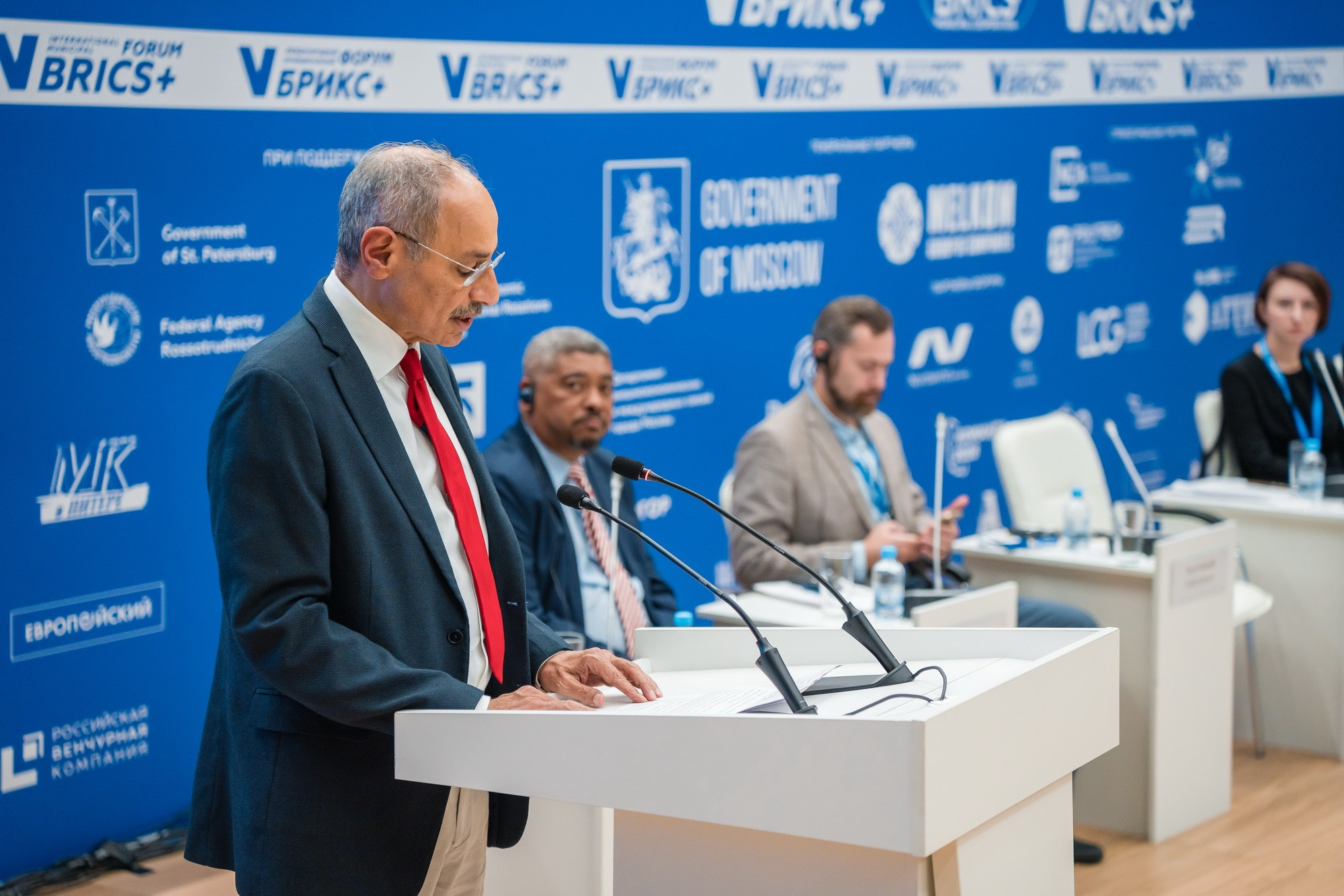 V ММФ БРИКС+ 2023. Фотограф Сергей Лукьяненко