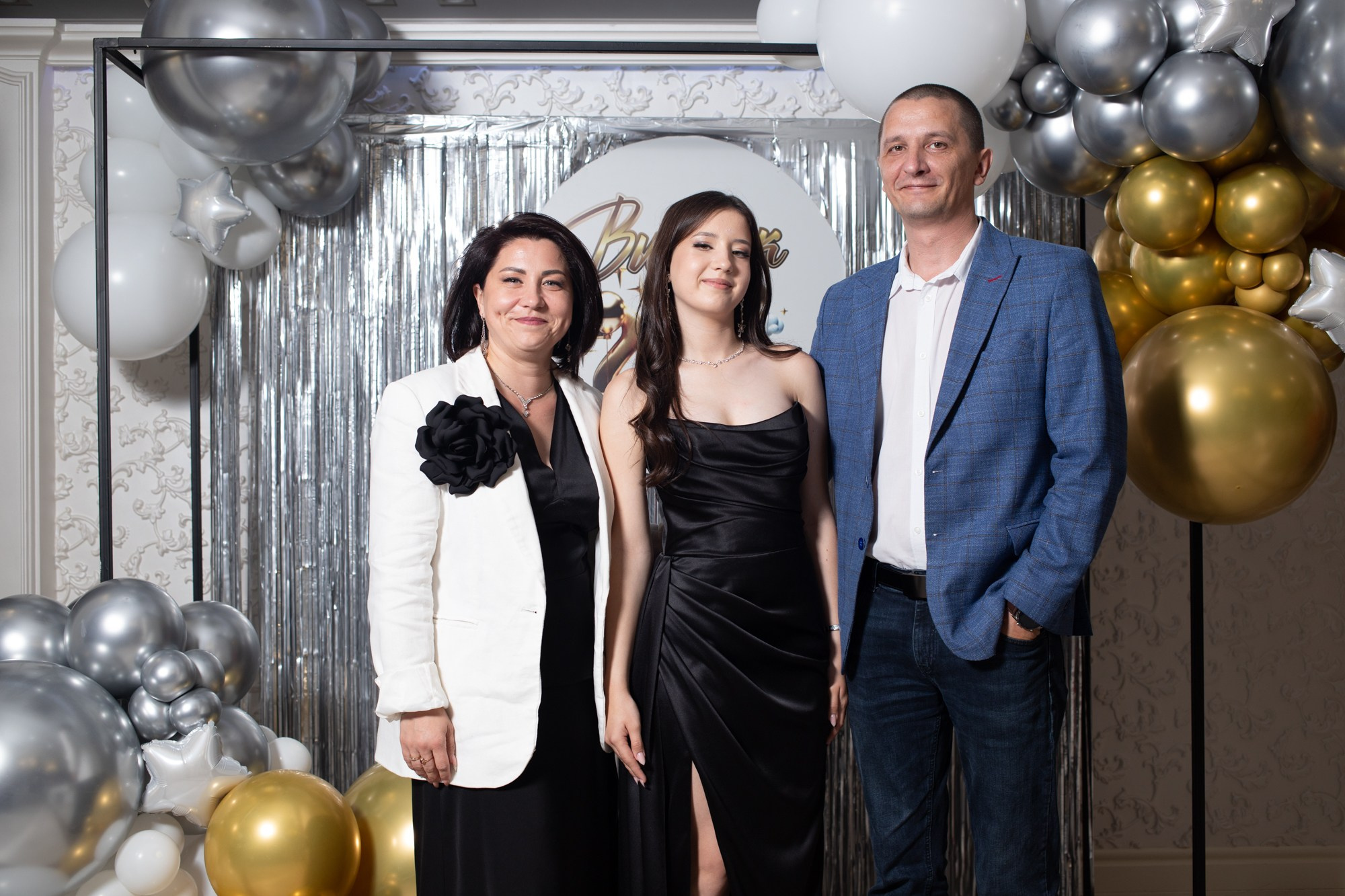 Выпускной 9-й класс. Репортажный, промышленный и маркетплейс-фотограф Дмитрий Чернат