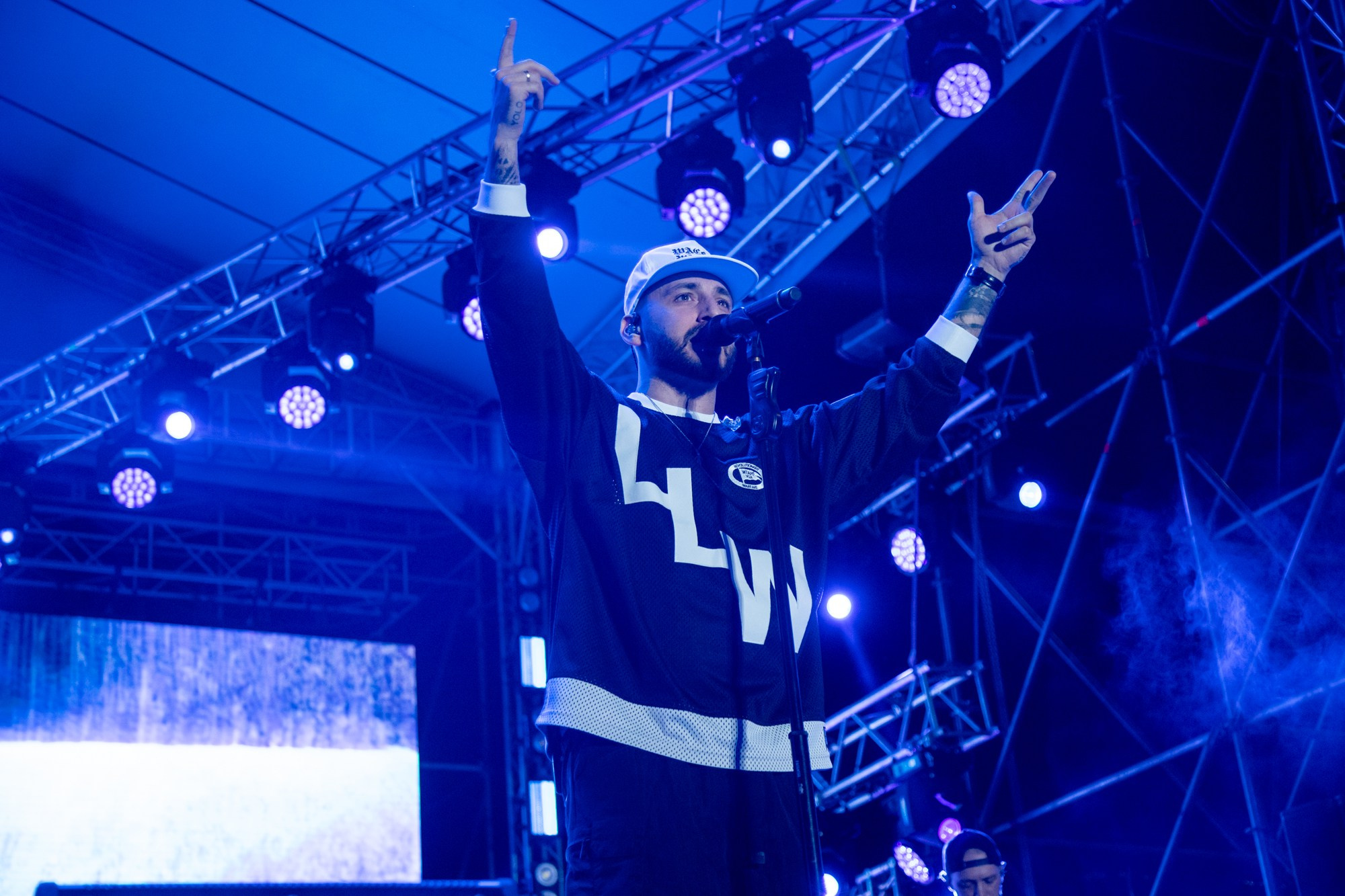 L'One. Репортажный, промышленный и маркетплейс-фотограф Дмитрий Чернат