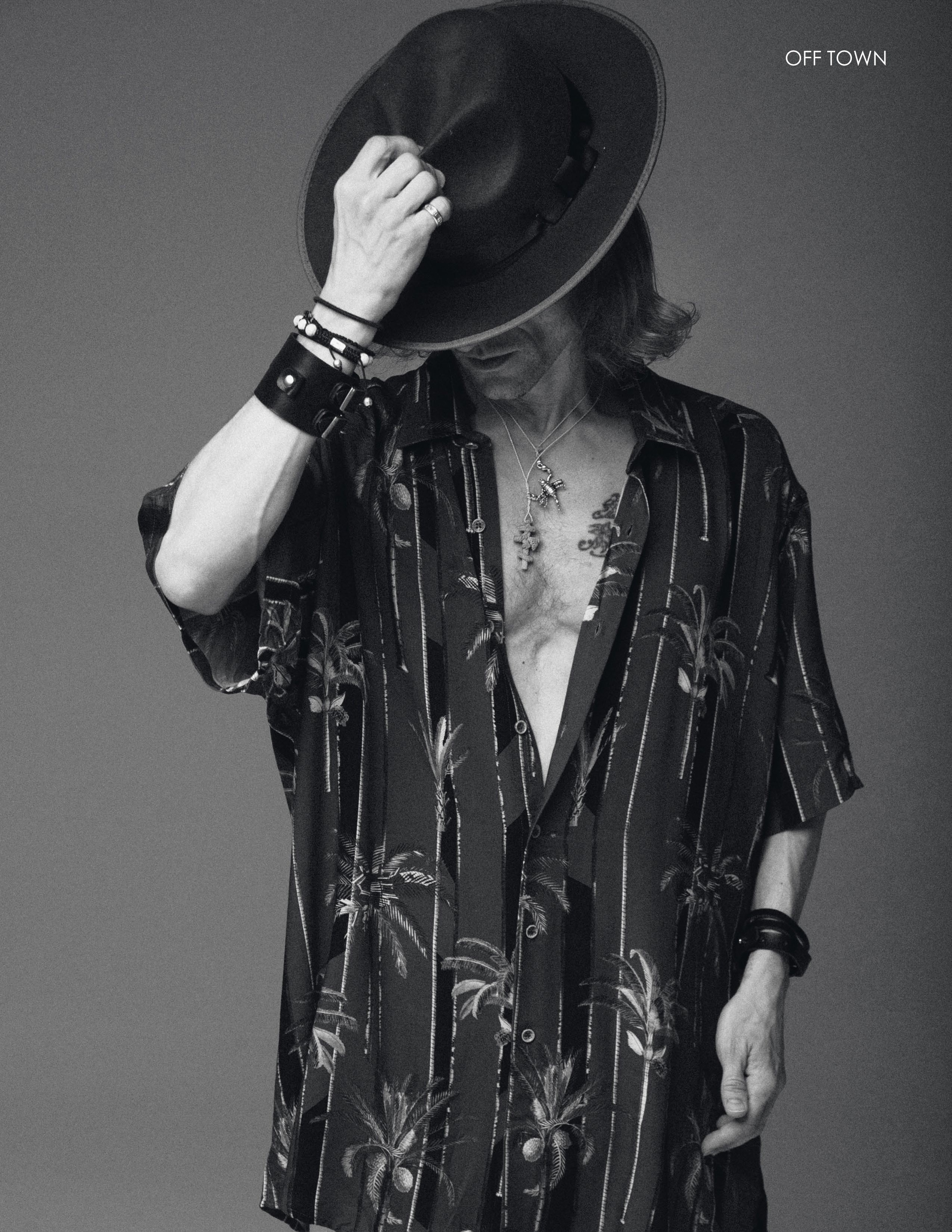 Мужской студийный портрет для журнала. Фотограф Дарья Едапина Новосибирск