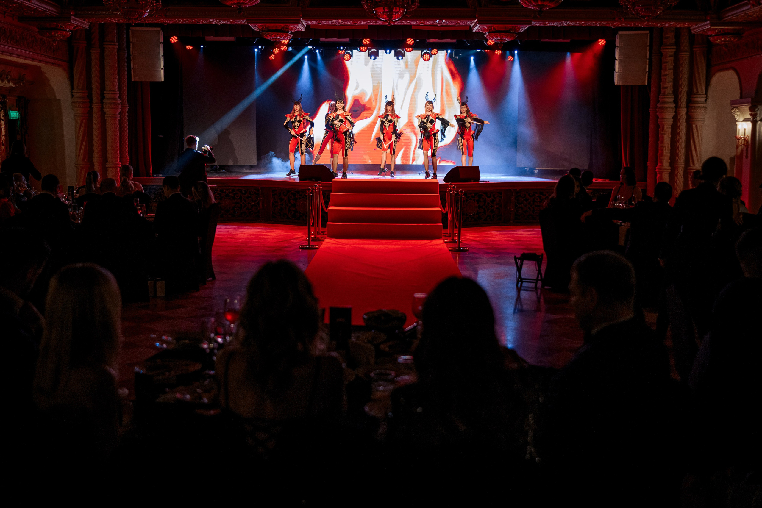 CASHFLOW 2025. Максим Комаров — Профессиональный фотограф