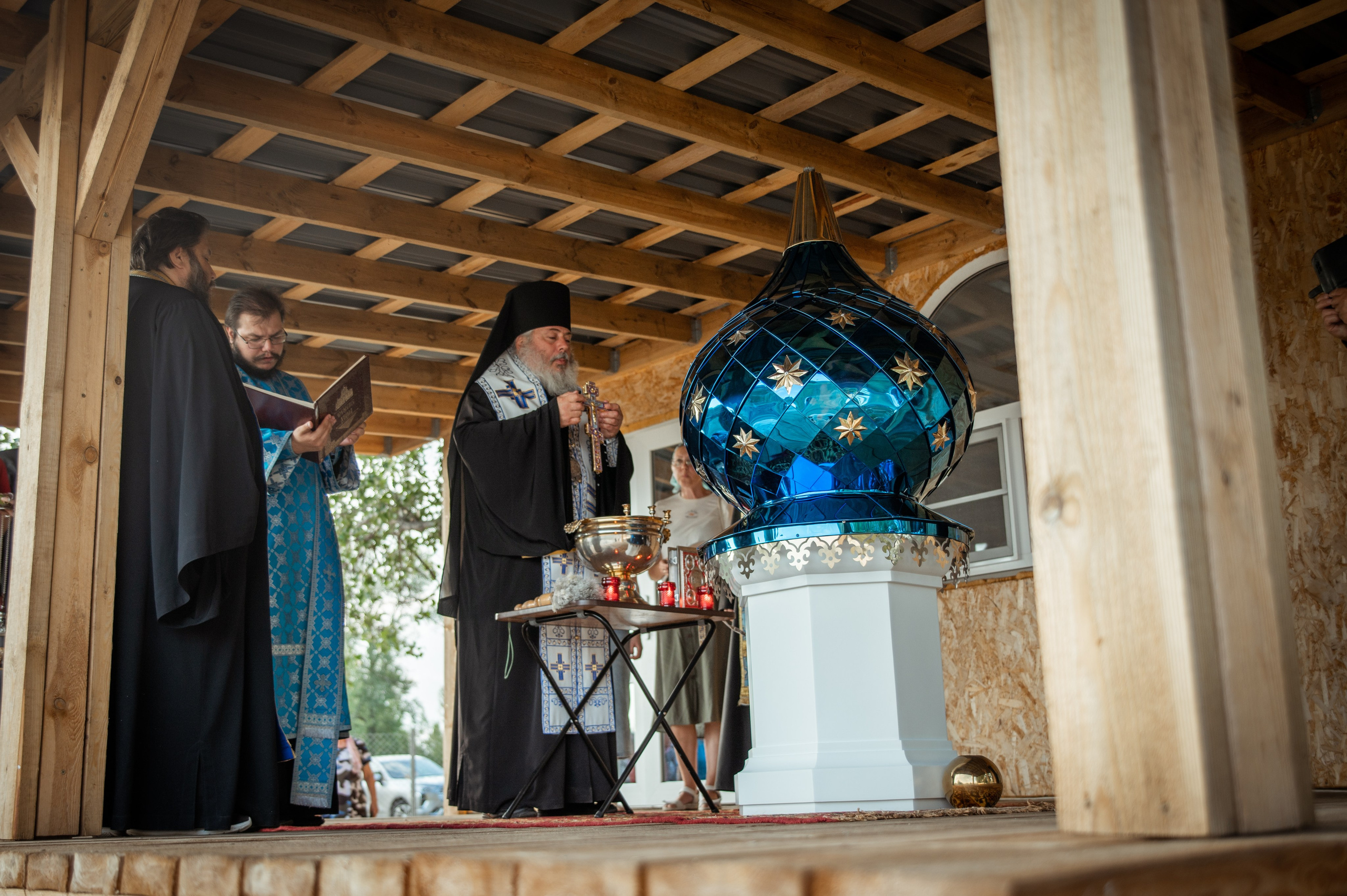 Освещение купола в храме Казанской иконы Божьей Матери х. Закутский. Церковный, семейный и репортажный фотограф Волгоград, Волжский