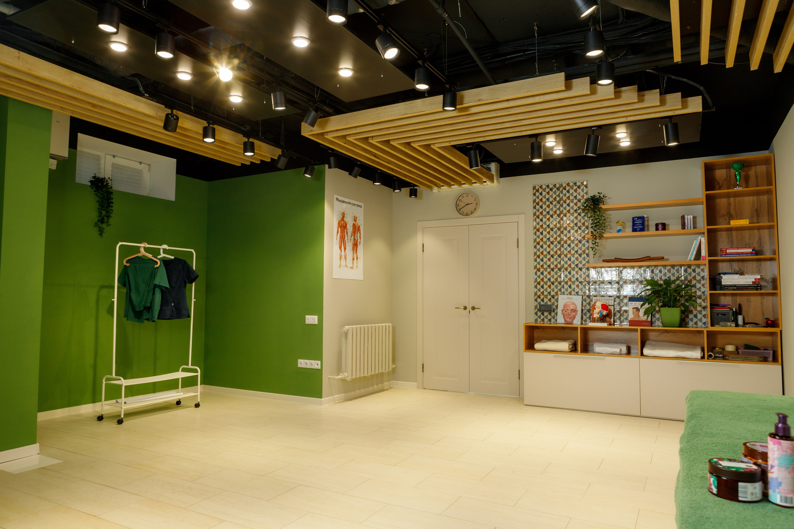 Интерьерная съемка для Massage Life 2024. Выпускные альбомы Казань. Семейный и детский фотограф Михаил Мигачев