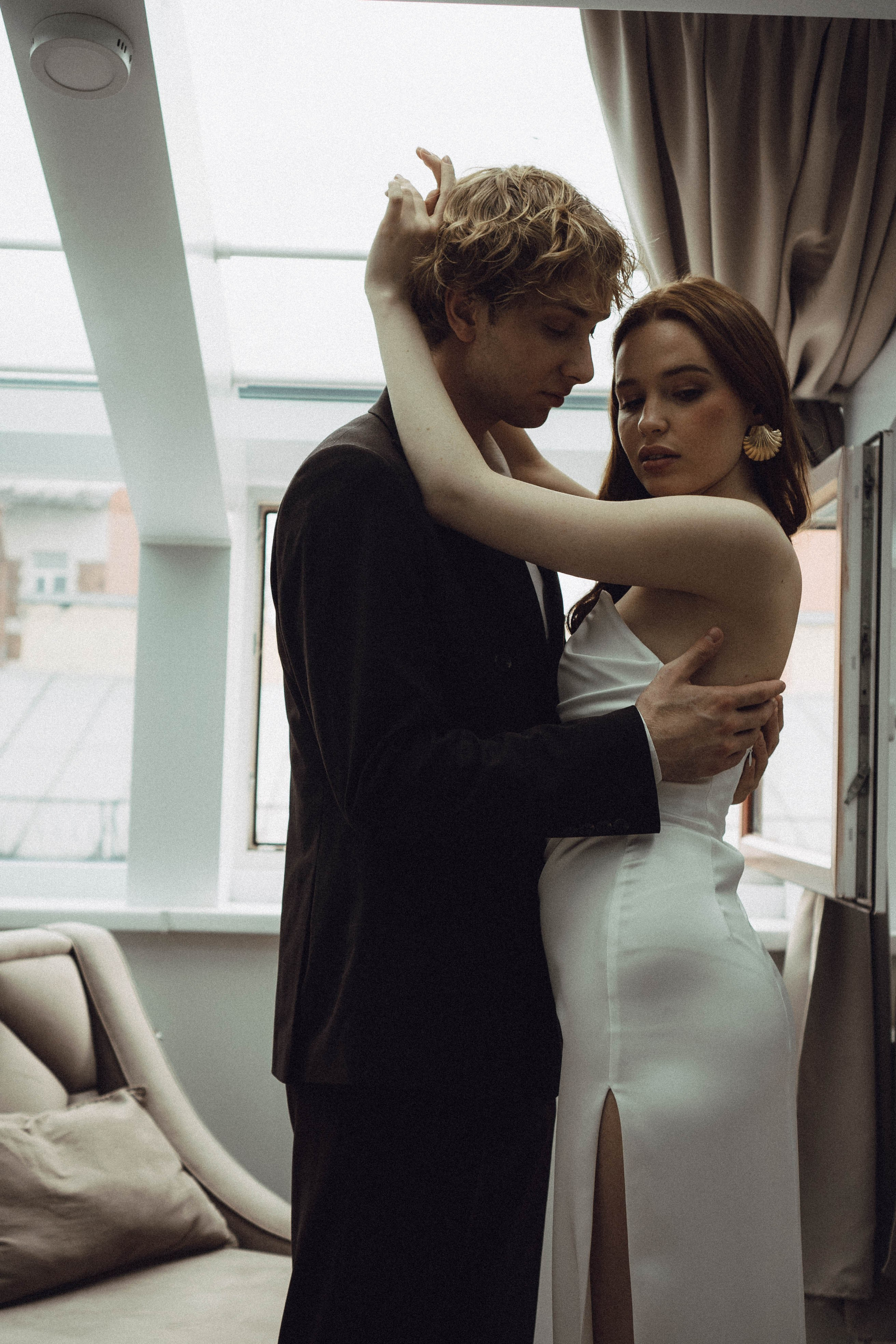 СВАДЕБНАЯ СЬЕМКА В ОТЕЛЕ. СБОРЫ ЖЕНИХА И НЕВЕСТЫ И ТАКЖЕ ТОР И ПОДГОТОВКА К ПРОГУЛКЕ. Профессиональный фотограф, Санкт-Петербург — Виктория Богомолова