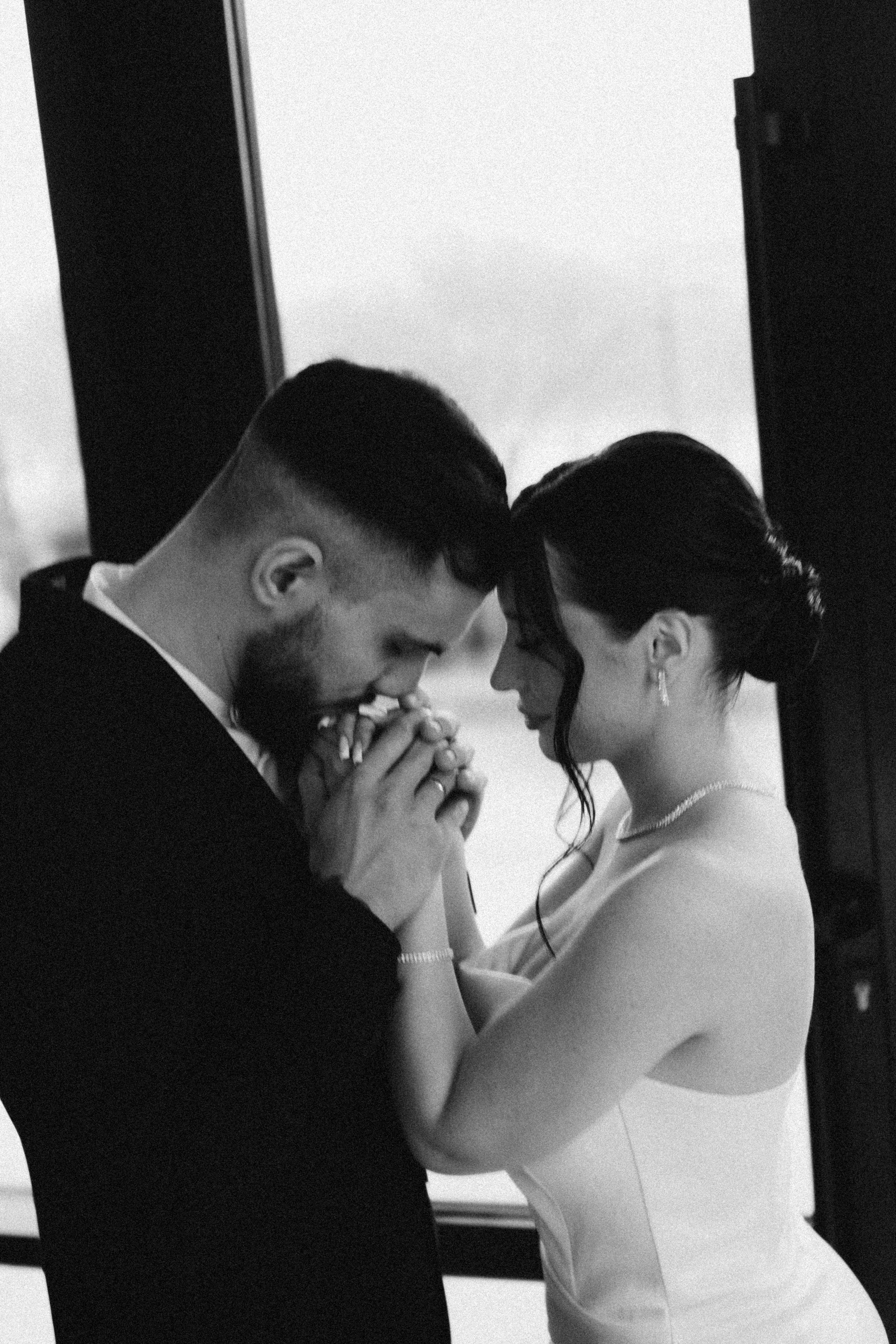 СВАДЕБНАЯ СЬЕМКА СБОРОВ ЖЕНИХА И НЕВЕСТЫ В ОТЕЛЕ И ТАКЖЕ ФОТОСЕССИИЯ В ОТЕЛЕЕ МЕГАПОЛИС БРЯНСК. Профессиональный фотограф, Санкт-Петербург — Виктория Богомолова