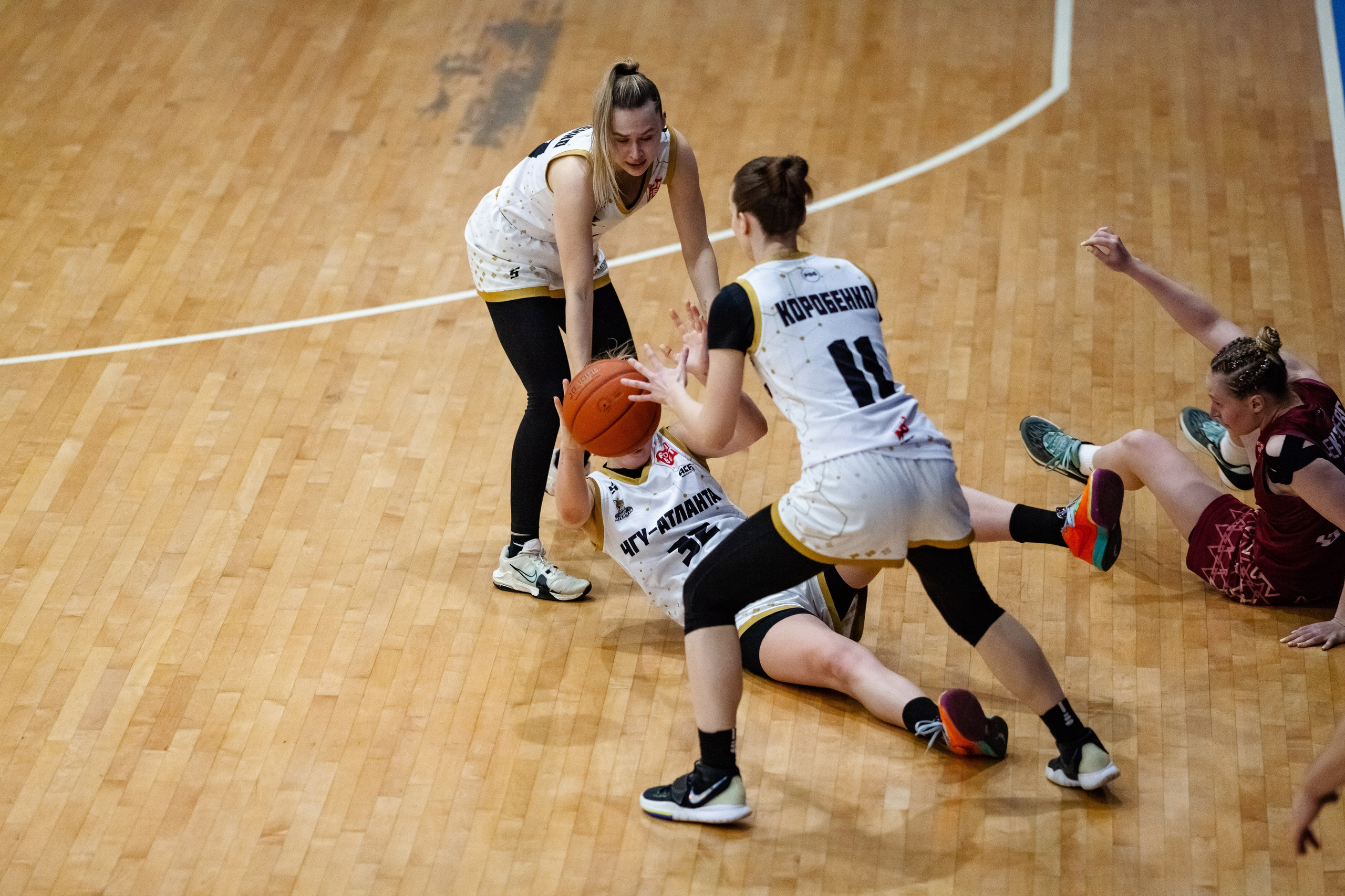 ЧГУ-Атланта — Славянка. Фотография