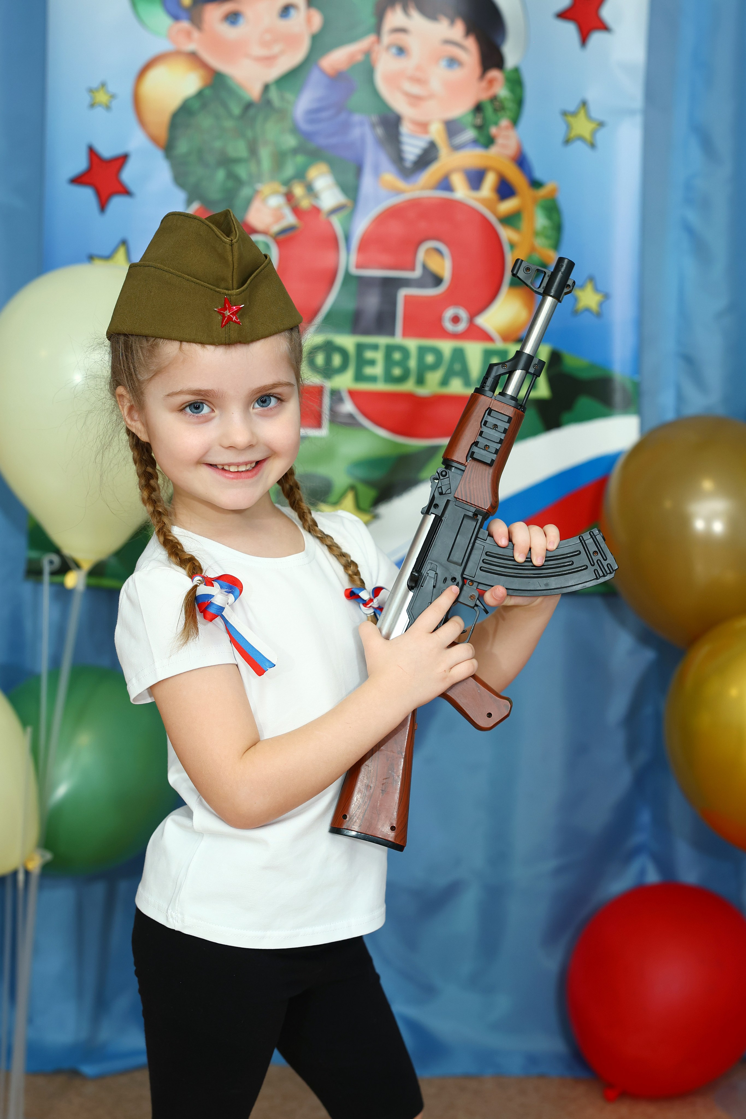 23 февраля. Выпускные Альбомы Омск