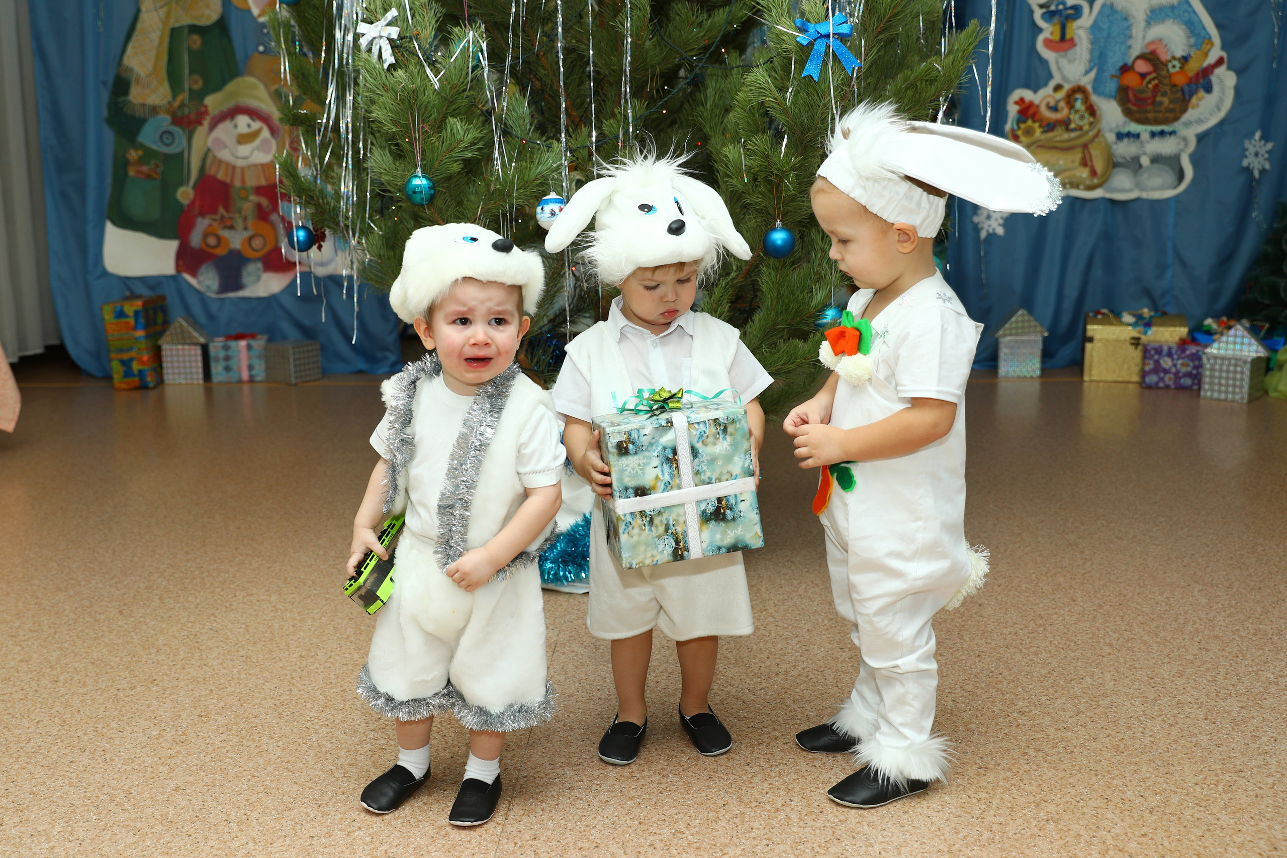 Новогодний утренник. Выпускные Альбомы Омск