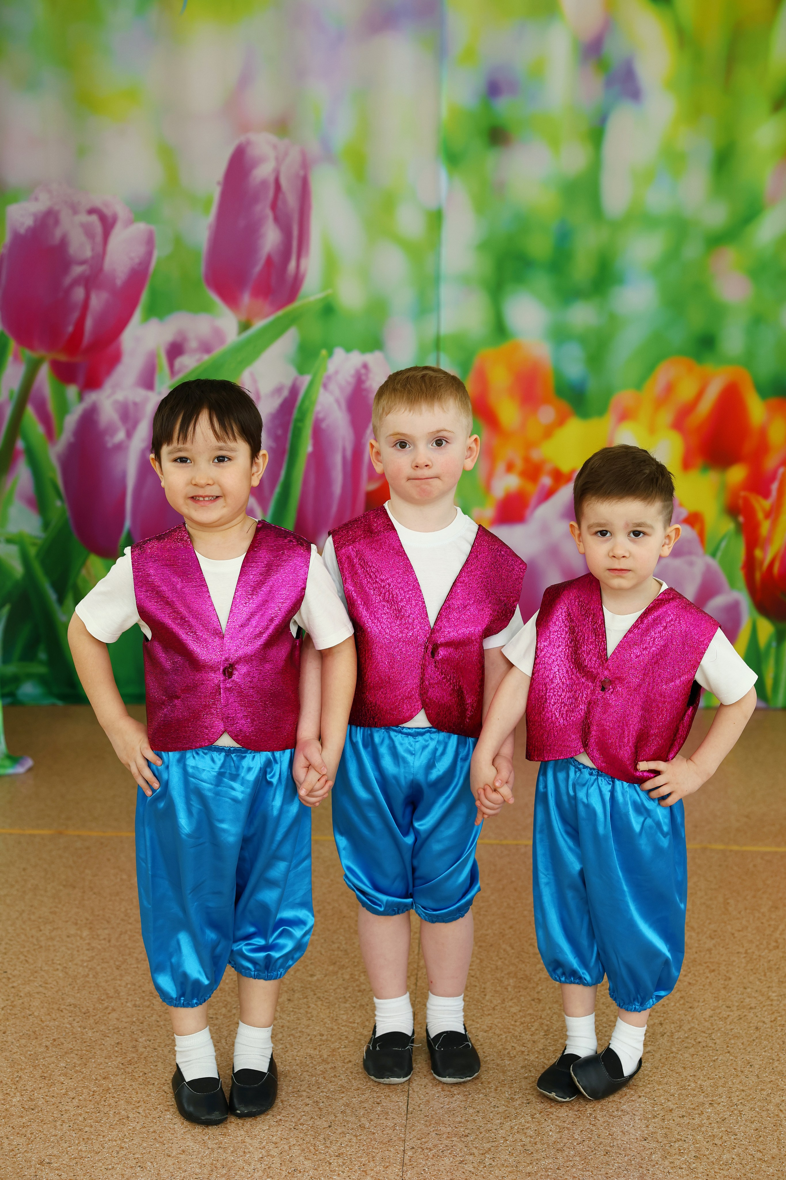 8 марта. Выпускные Альбомы Омск