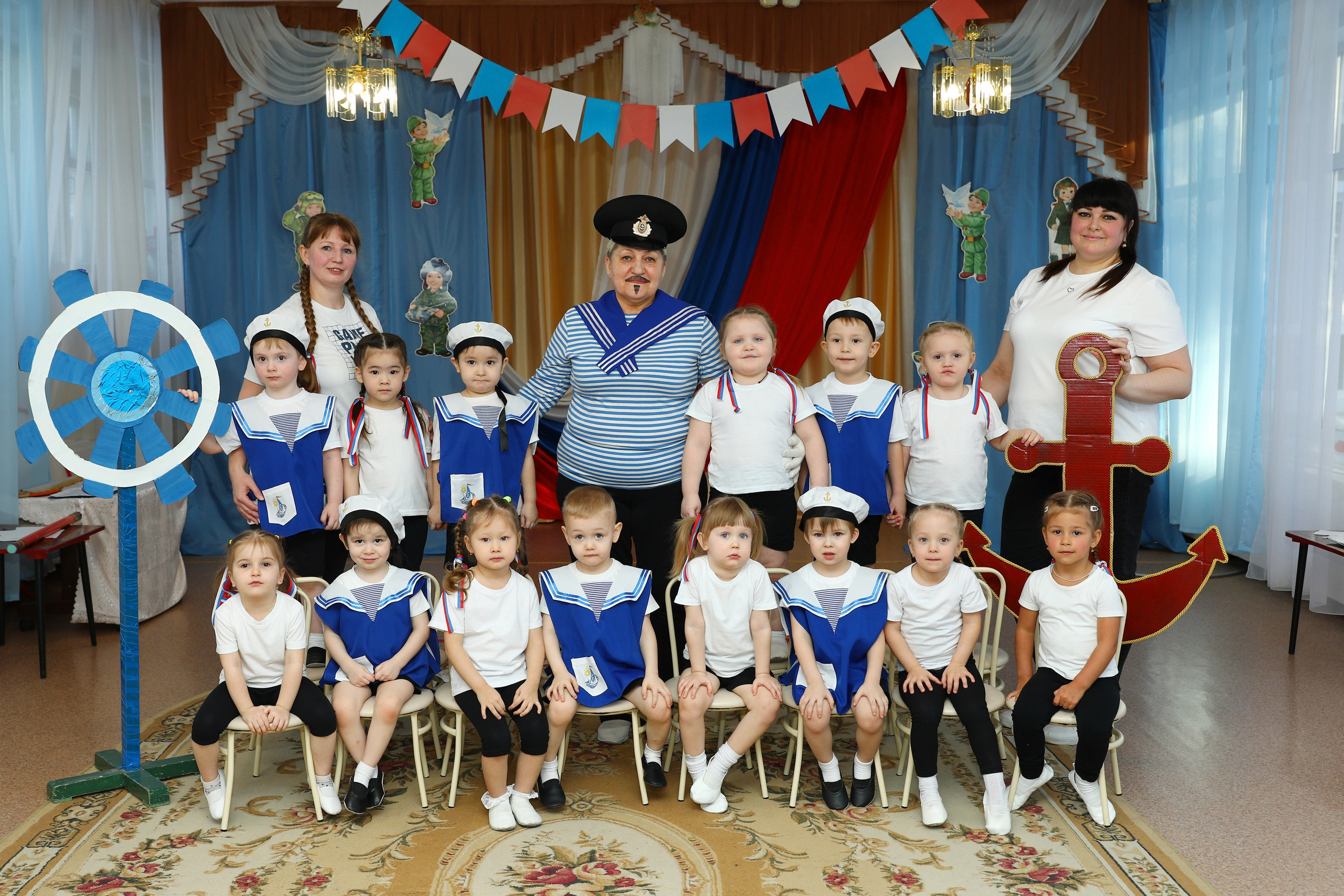23 февраля. Выпускные Альбомы Омск