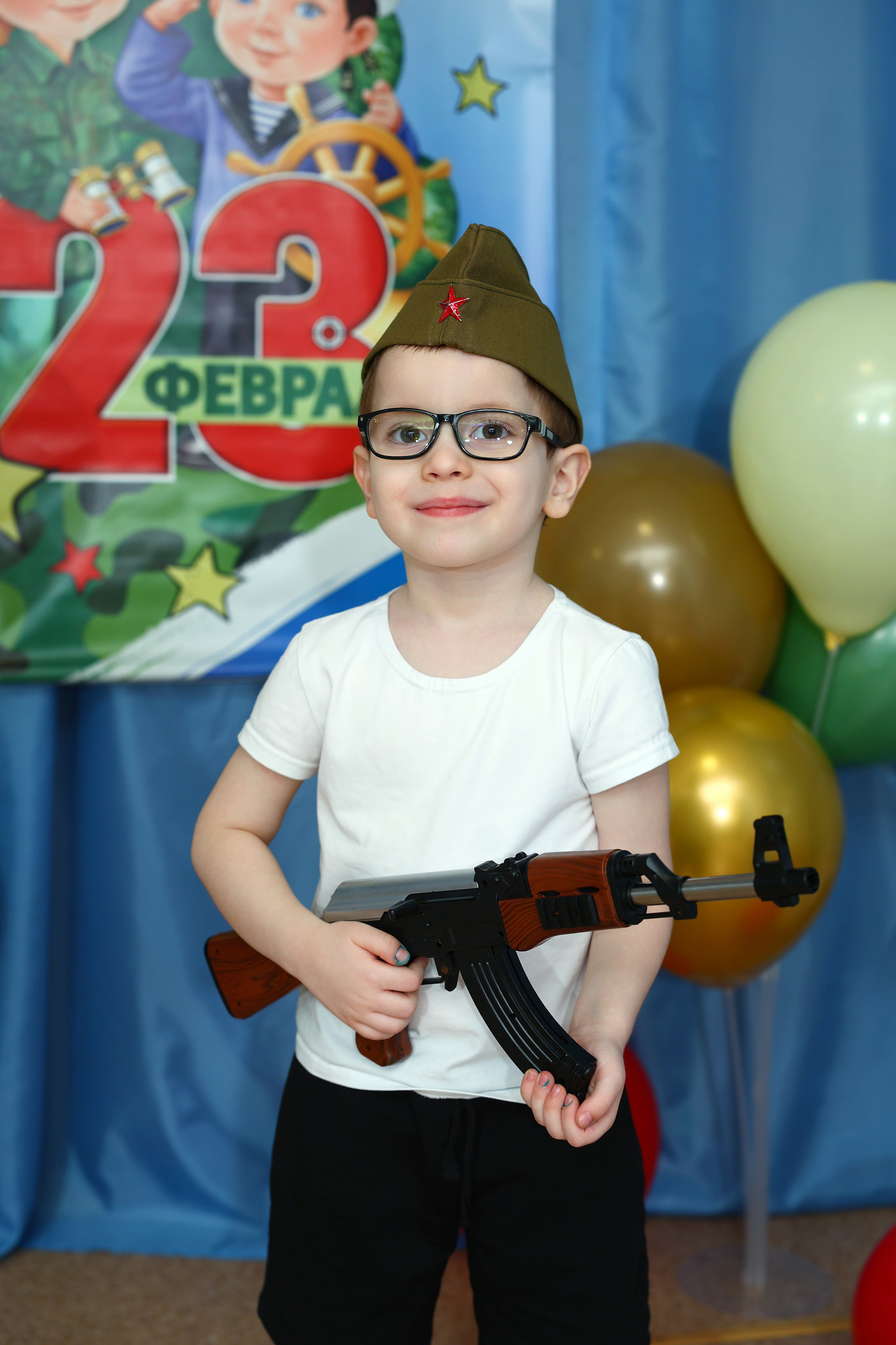 23 февраля. Выпускные Альбомы Омск