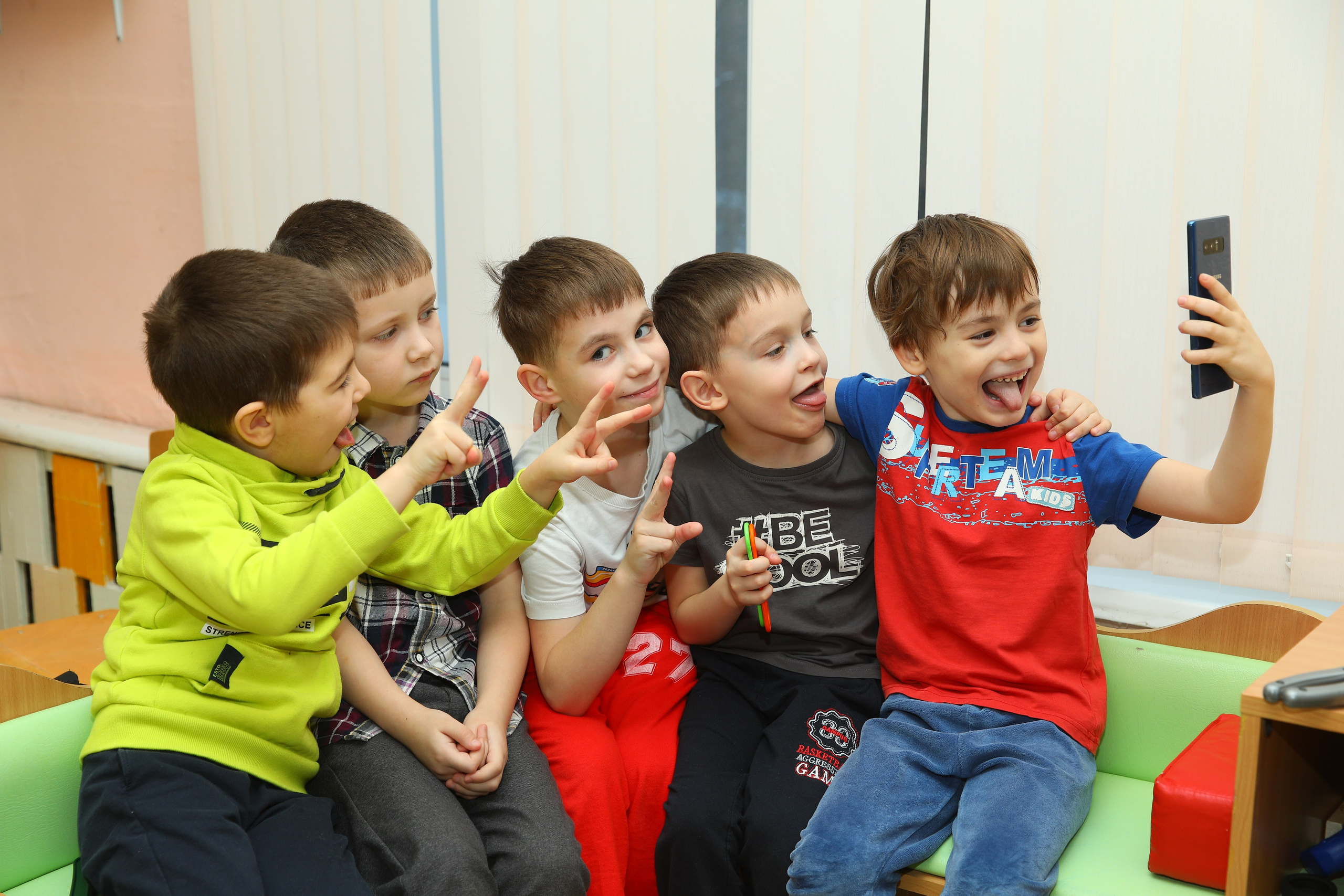 Съёмка в группе. Выпускные Альбомы Омск