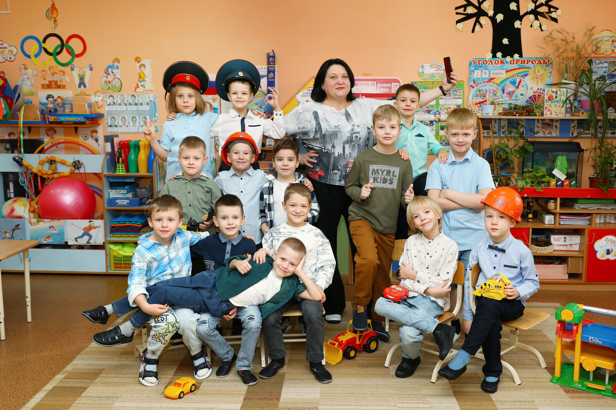Съёмка в группе. Выпускные Альбомы Омск