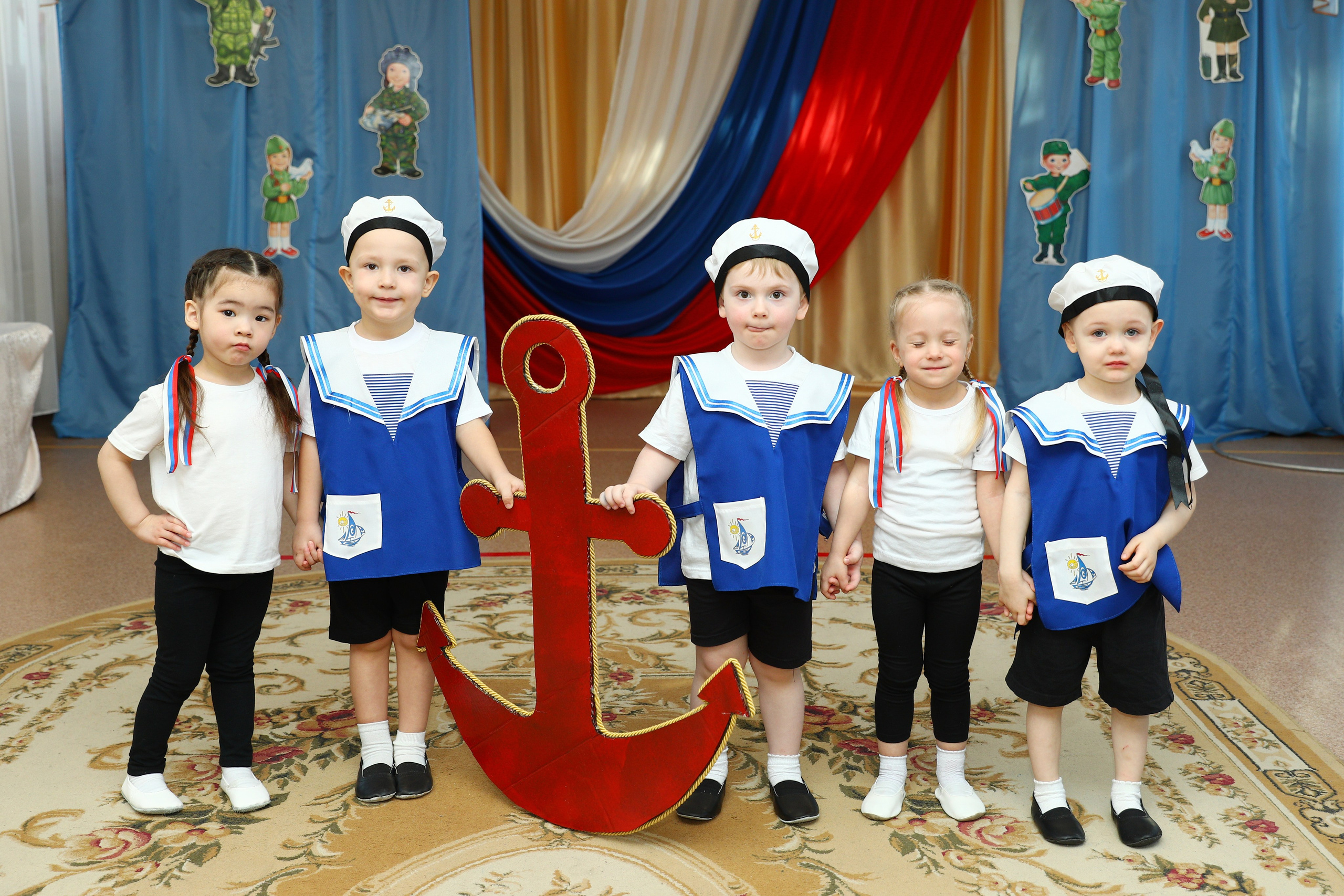 23 февраля. Выпускные Альбомы Омск