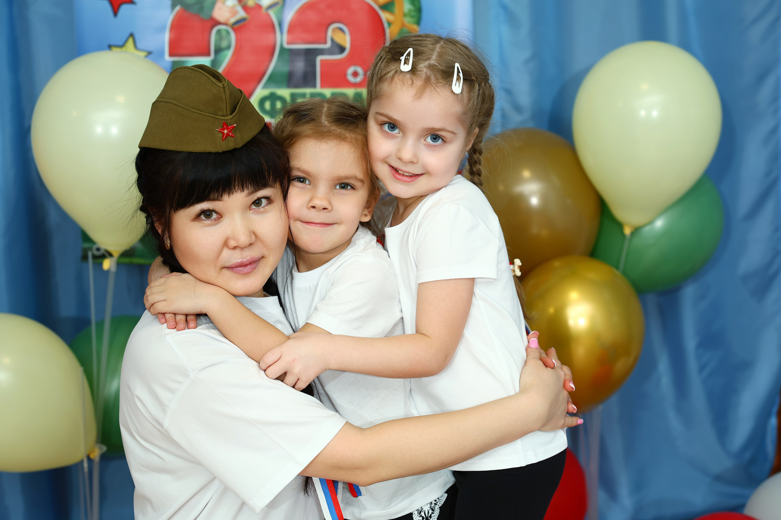 23 февраля. Выпускные Альбомы Омск