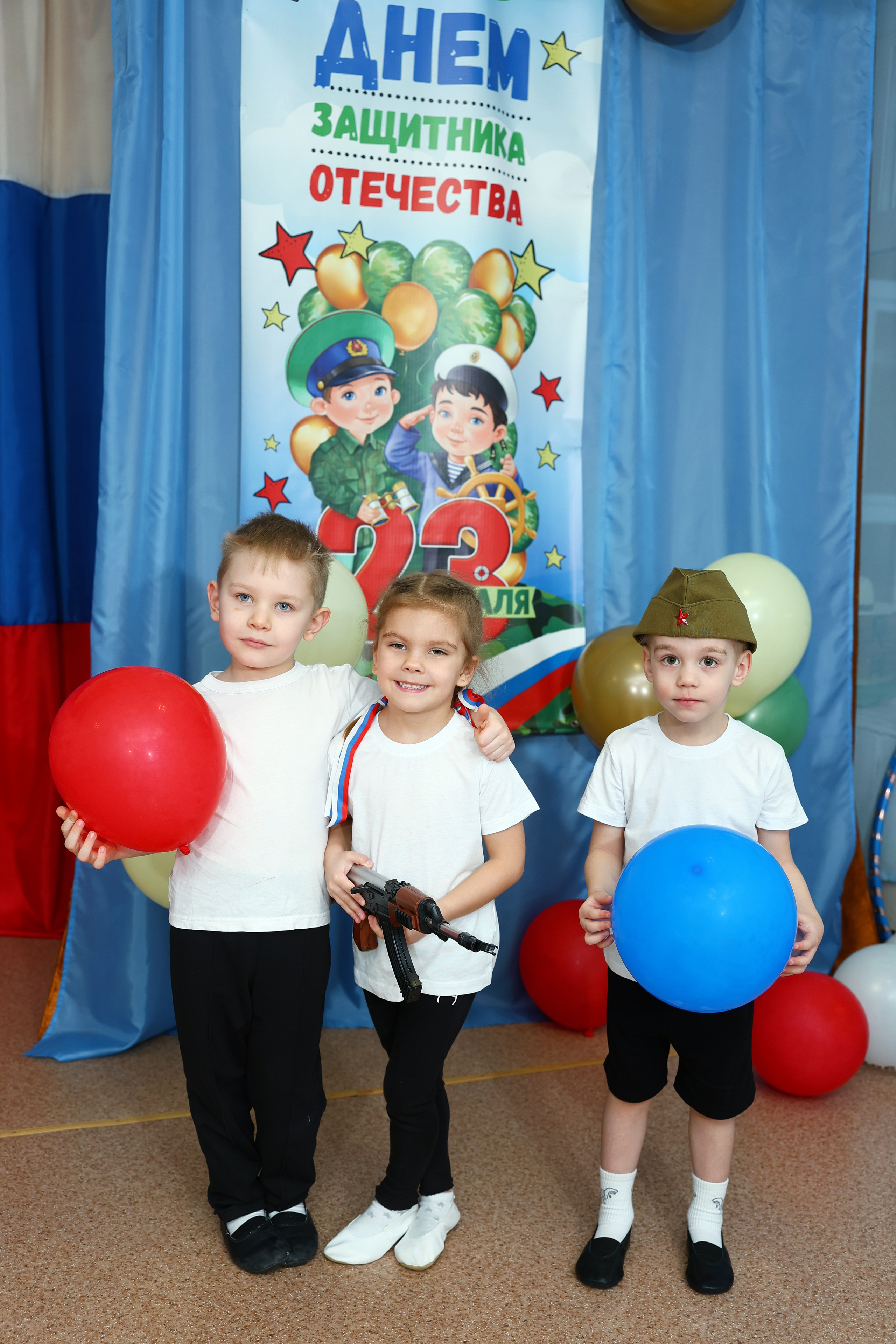 23 февраля. Выпускные Альбомы Омск