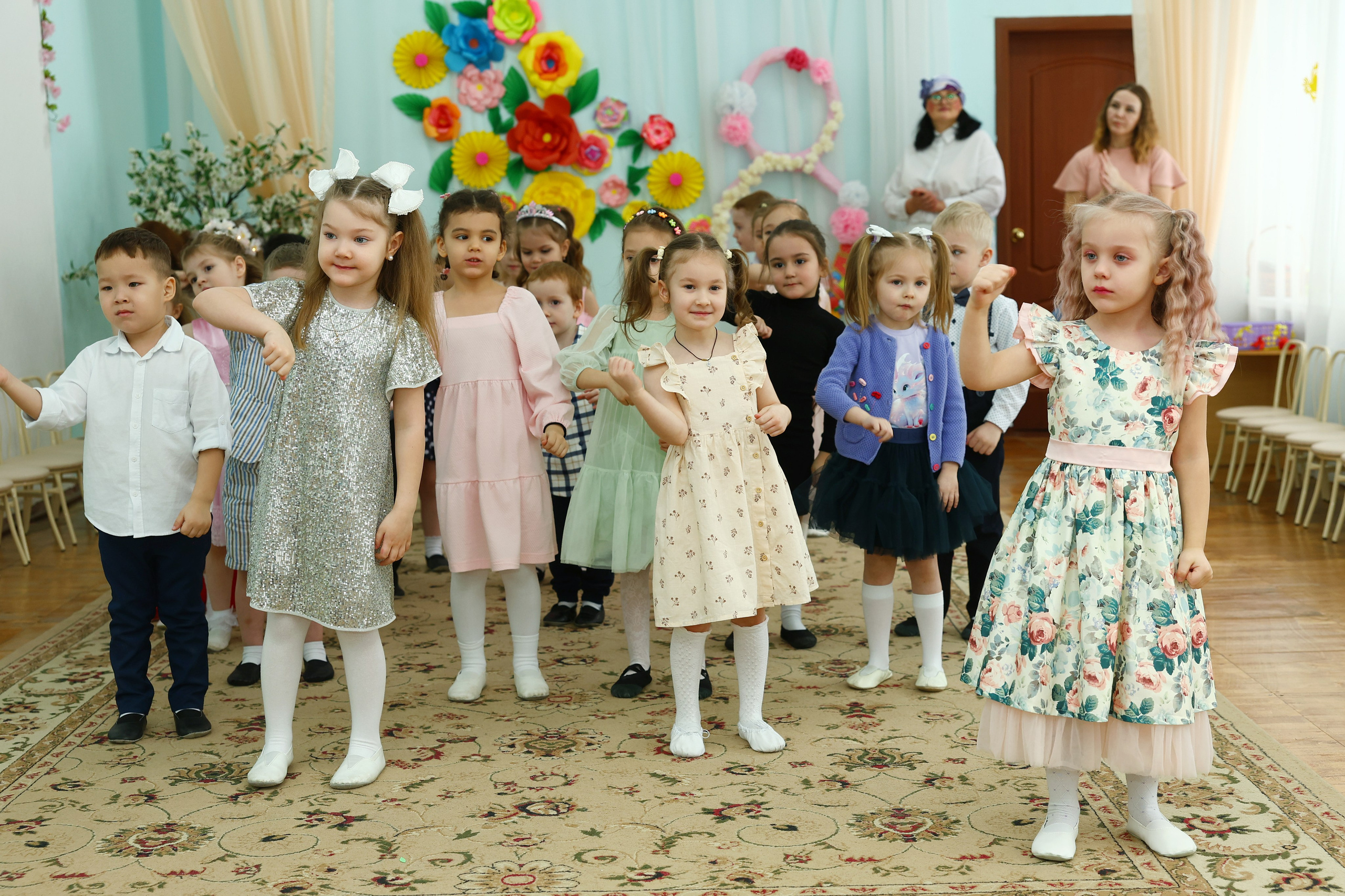 8 марта. Выпускные Альбомы Омск