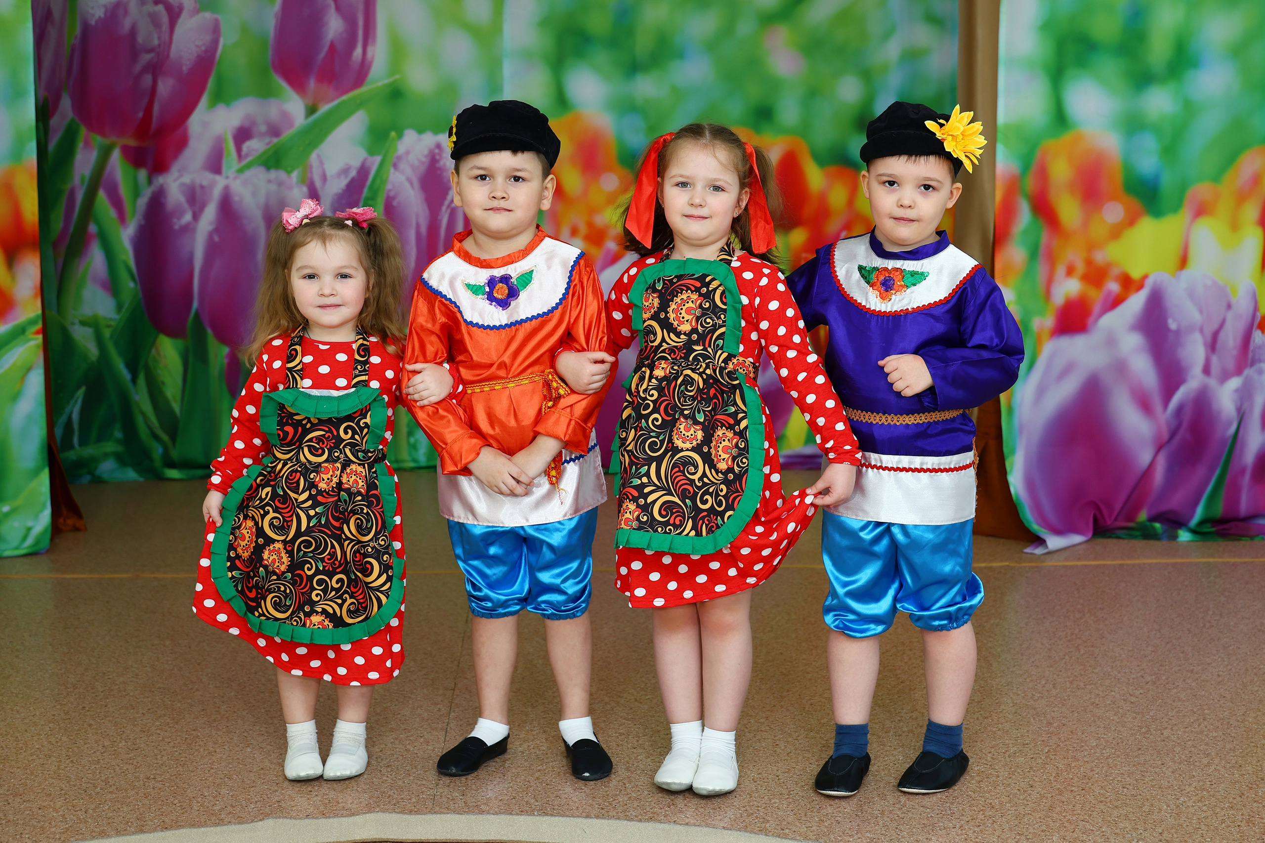 8 марта. Выпускные Альбомы Омск