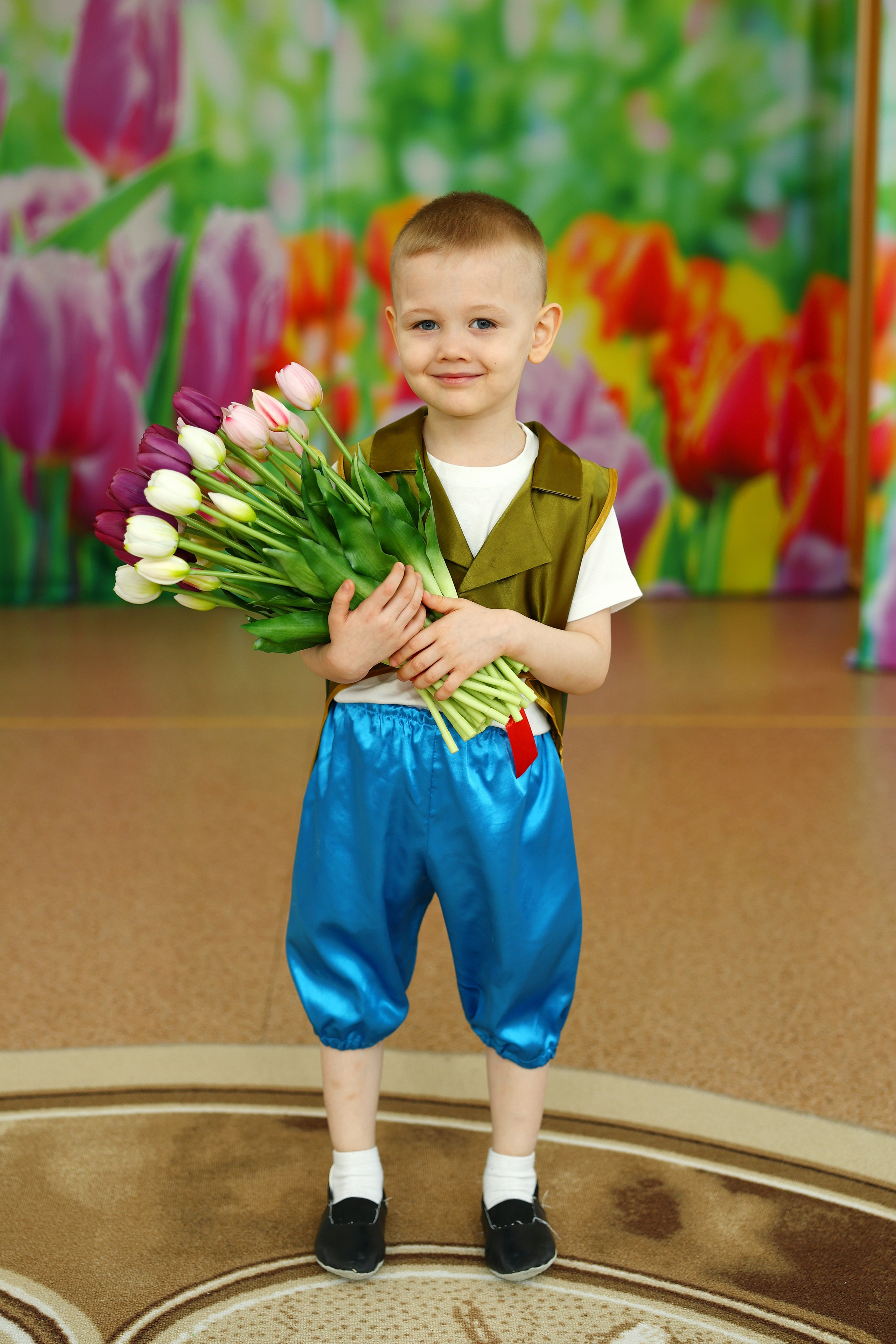 8 марта. Выпускные Альбомы Омск