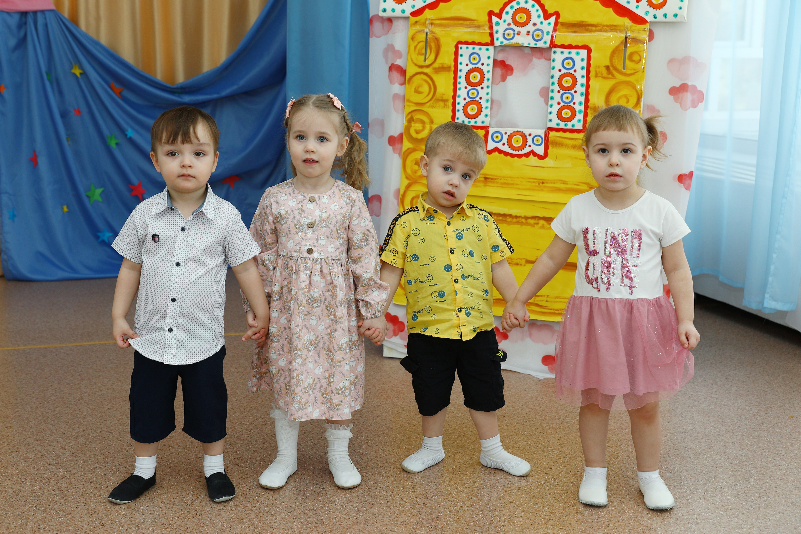 8 марта. Выпускные Альбомы Омск