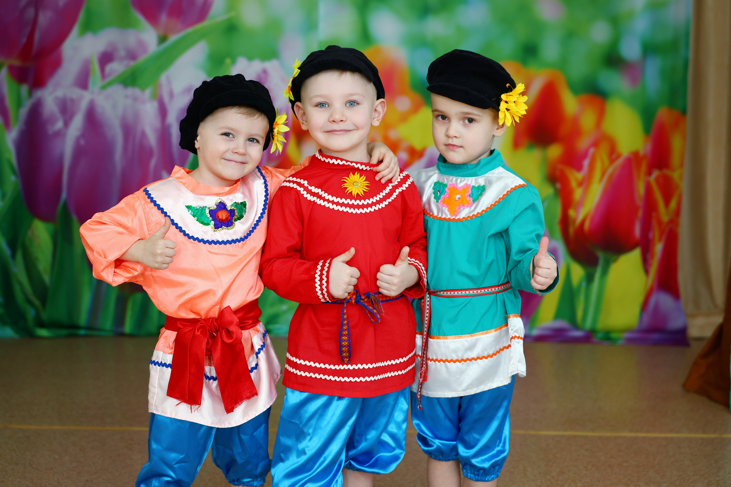 8 марта. Выпускные Альбомы Омск