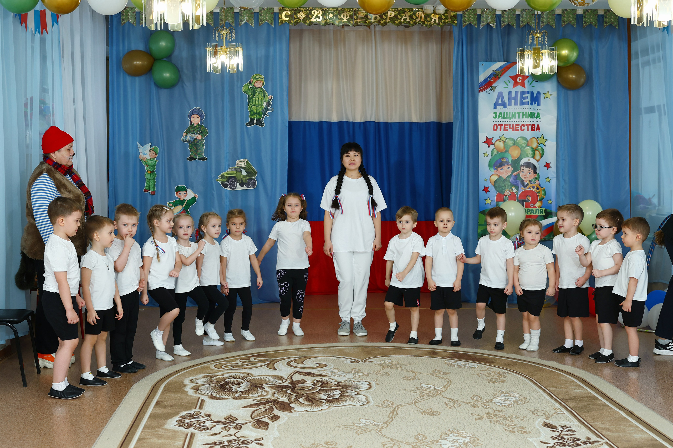 23 февраля. Выпускные Альбомы Омск