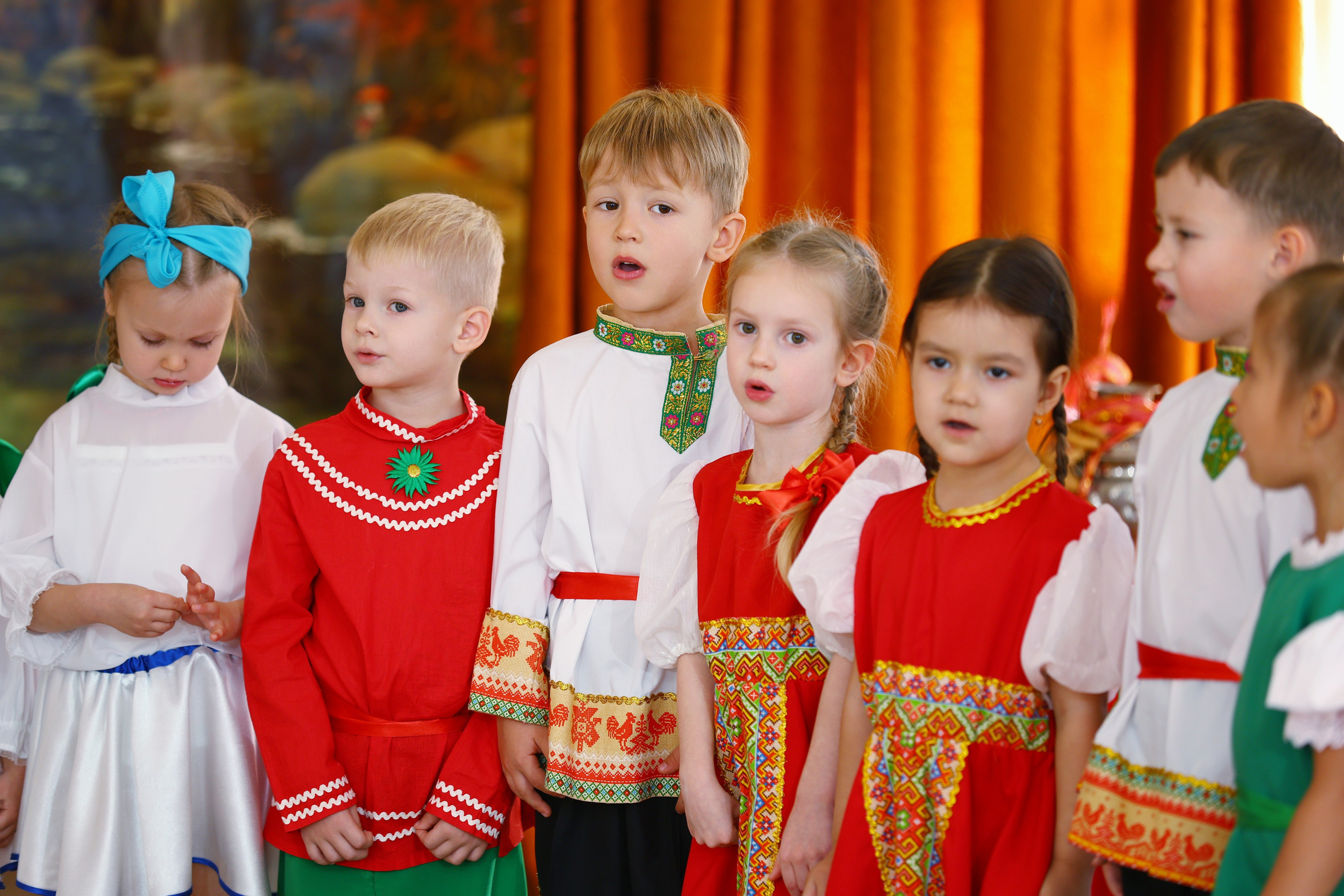 Осенний утренник. Выпускные Альбомы Омск