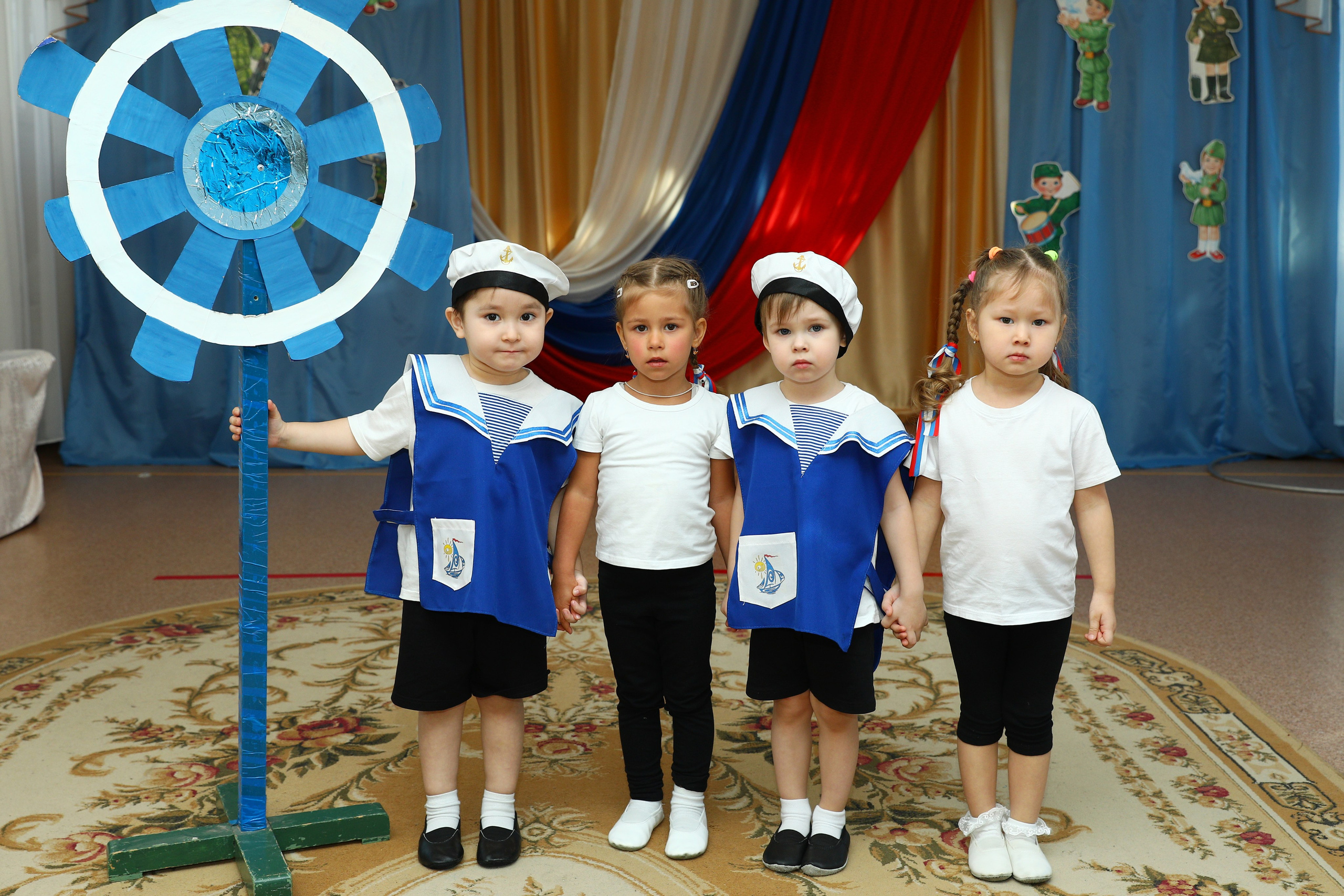 23 февраля. Выпускные Альбомы Омск