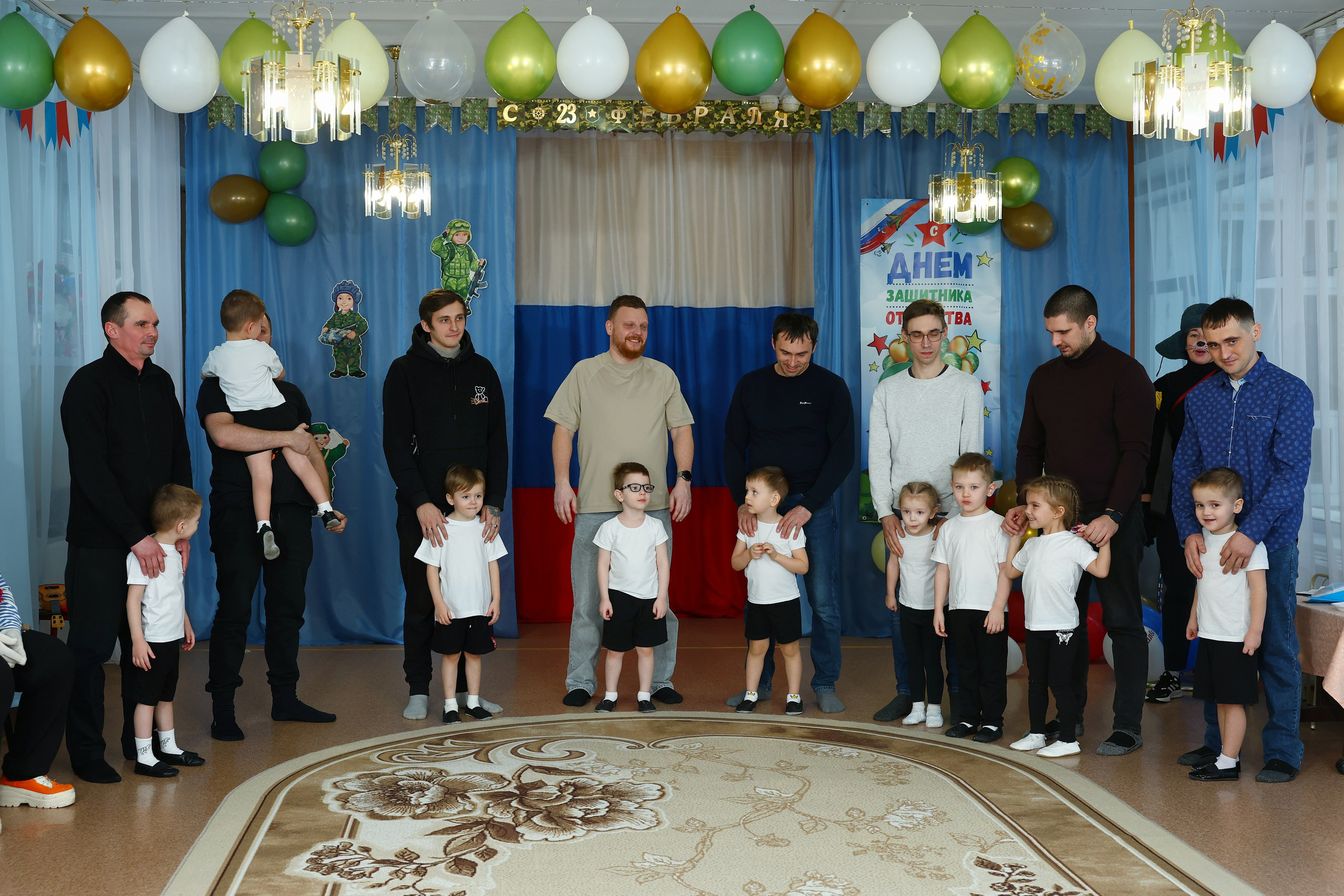 23 февраля. Выпускные Альбомы Омск