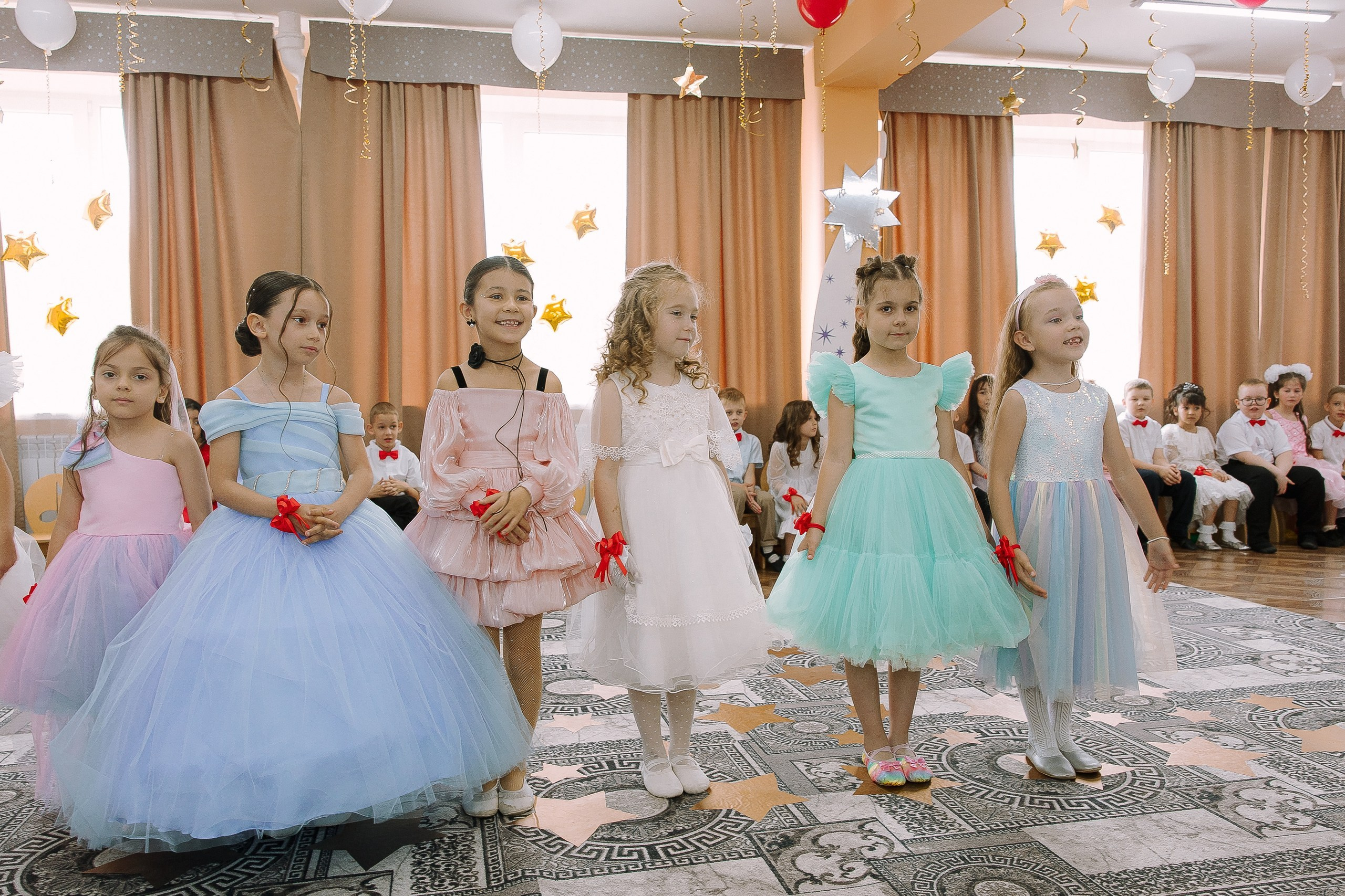 Выпускной в ДС 26. Выпускные альбомы Натальи Бутко: Новороссийск, Анапа, Геленджик