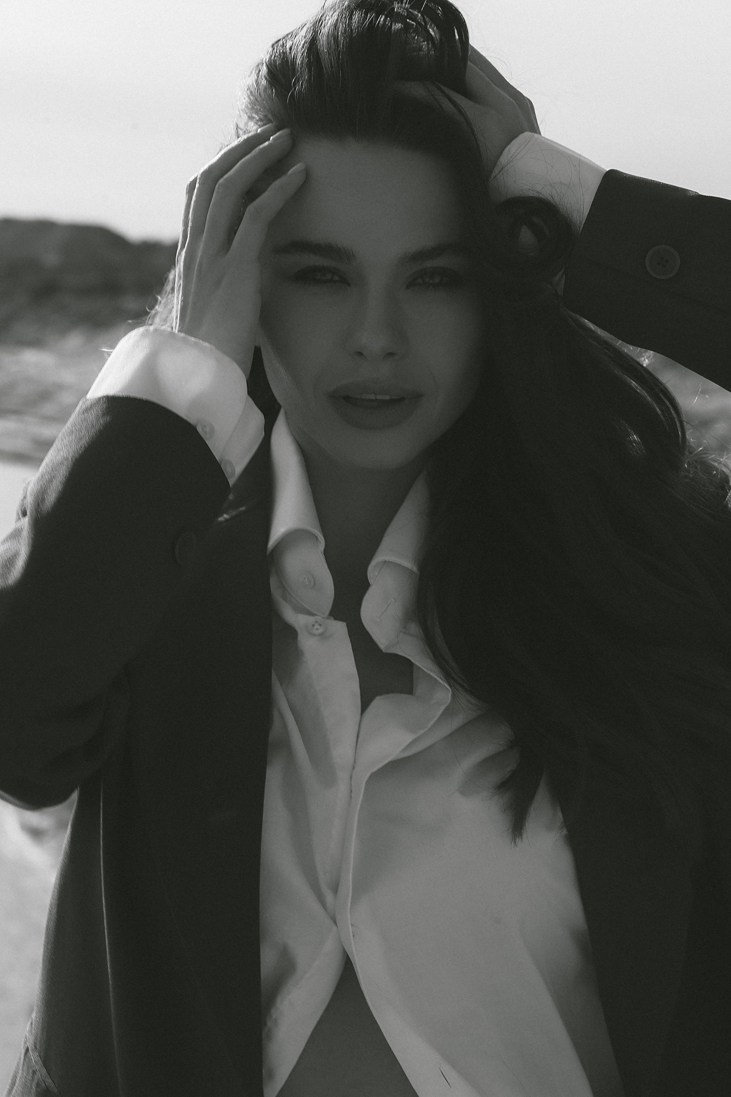 Мария, съемка на берегу