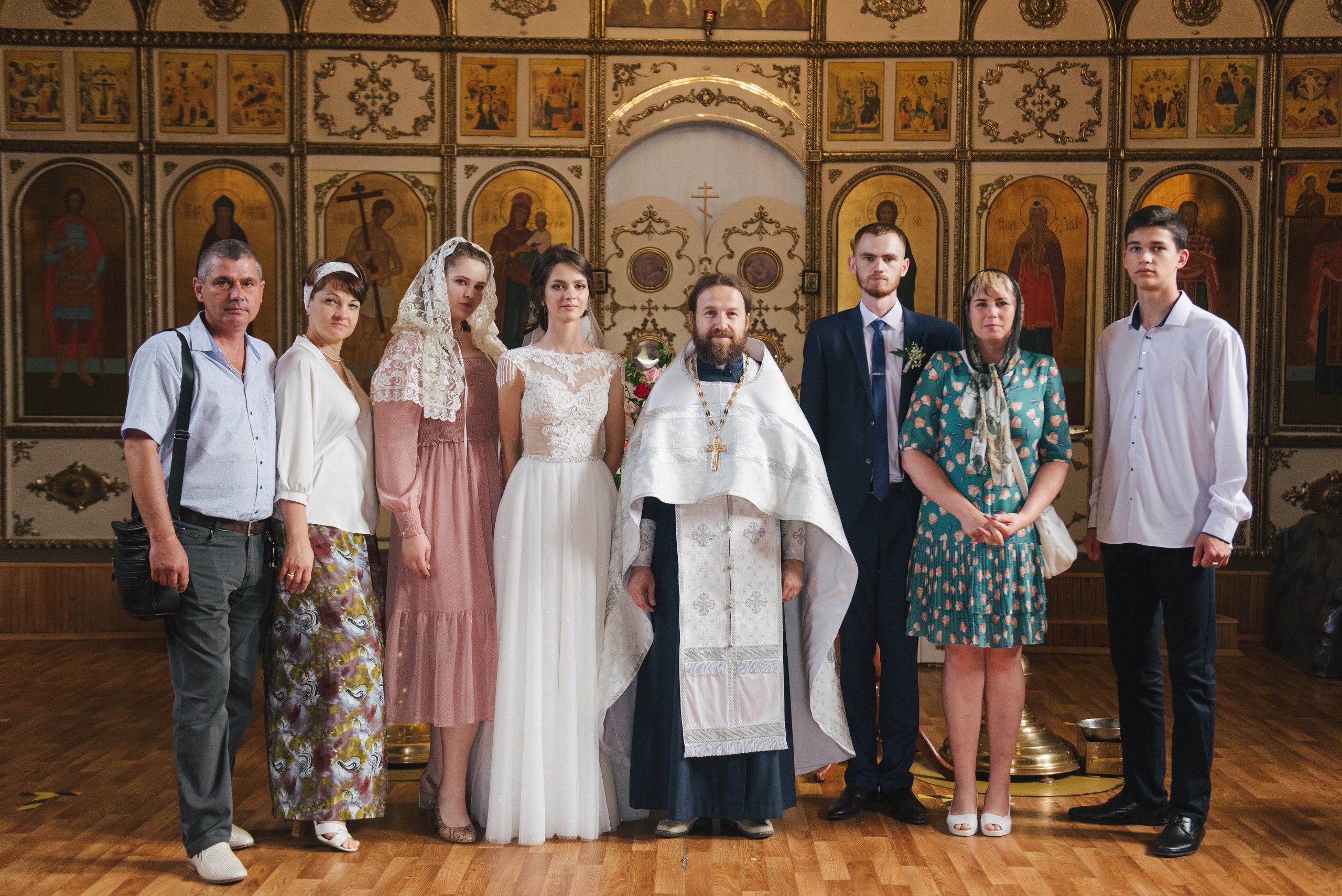 Венчание Никиты и Тони — Храм Иоанна Кронштадского. Свадебный и семейный фотограф Волгоград Москва