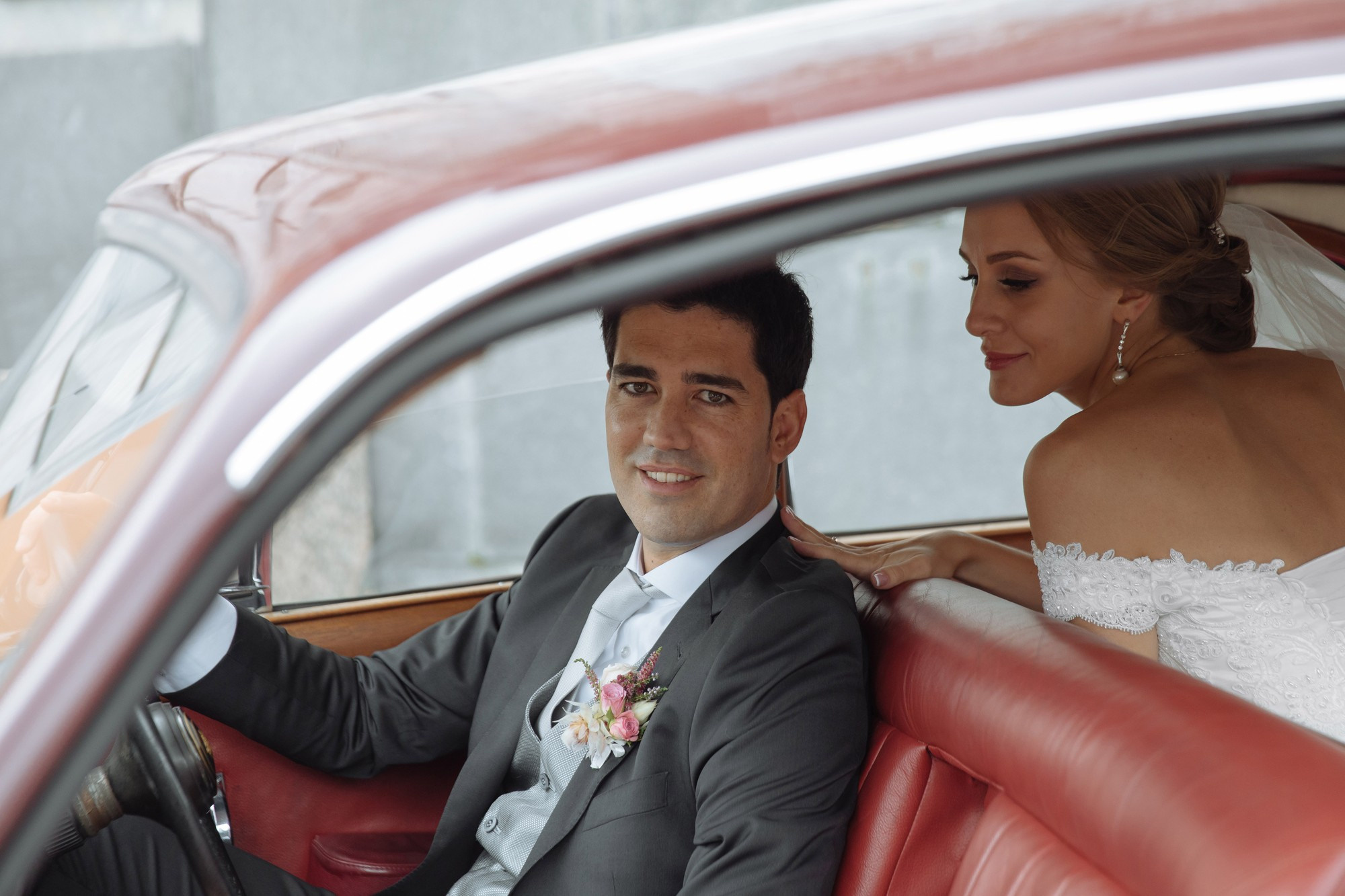 Богдана и Луиз (Испанцы в Питере). Лиза Каражова