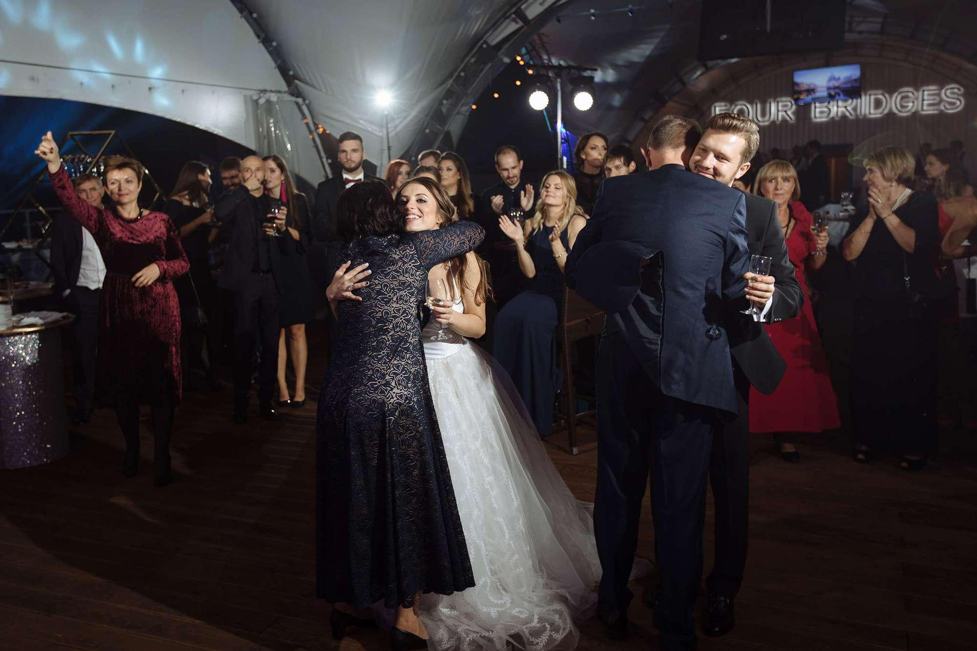 Даня и Олеся. Лиза Каражова