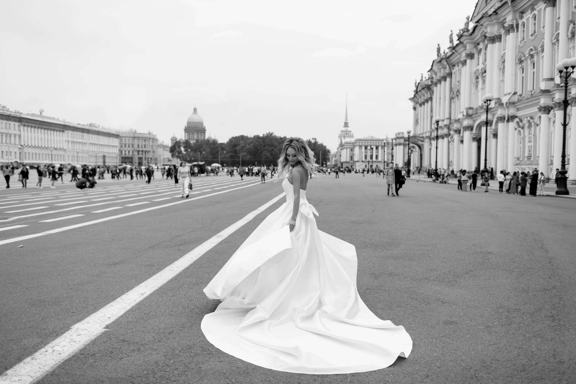 Михаил и Диана. Лиза Каражова