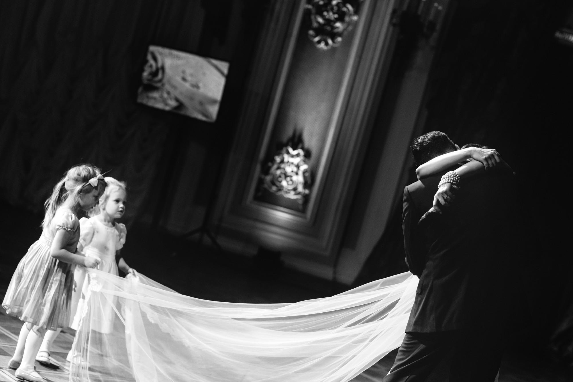 Люба и Дэвид (Бельгийцы в Питере). Лиза Каражова