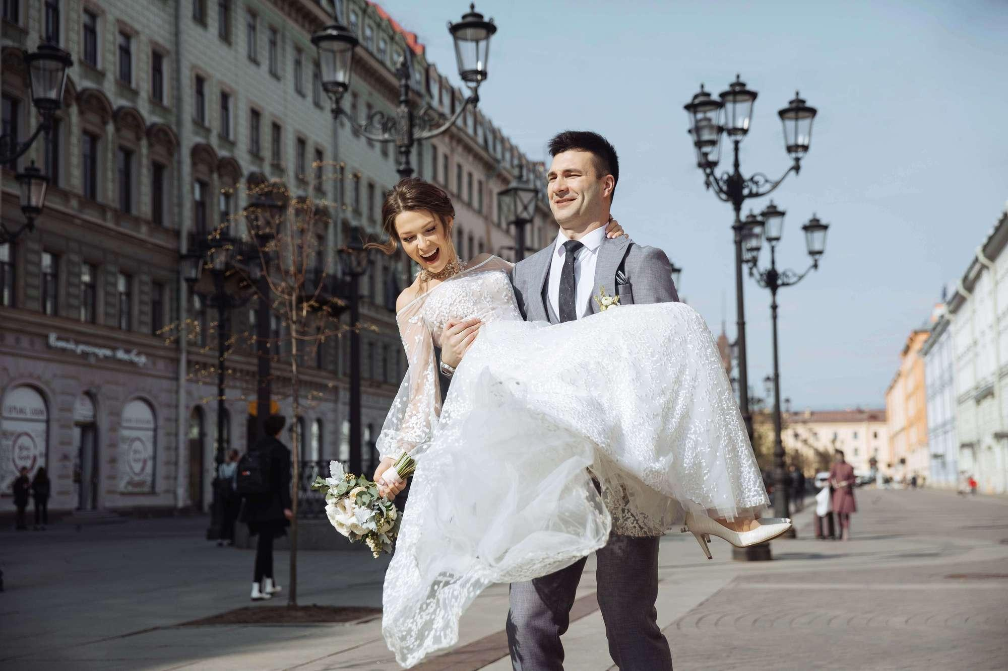 Анна и Дмитрий. Лиза Каражова