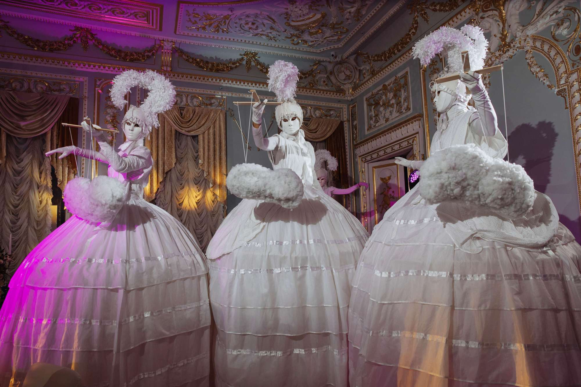 Михаил и Диана. Лиза Каражова