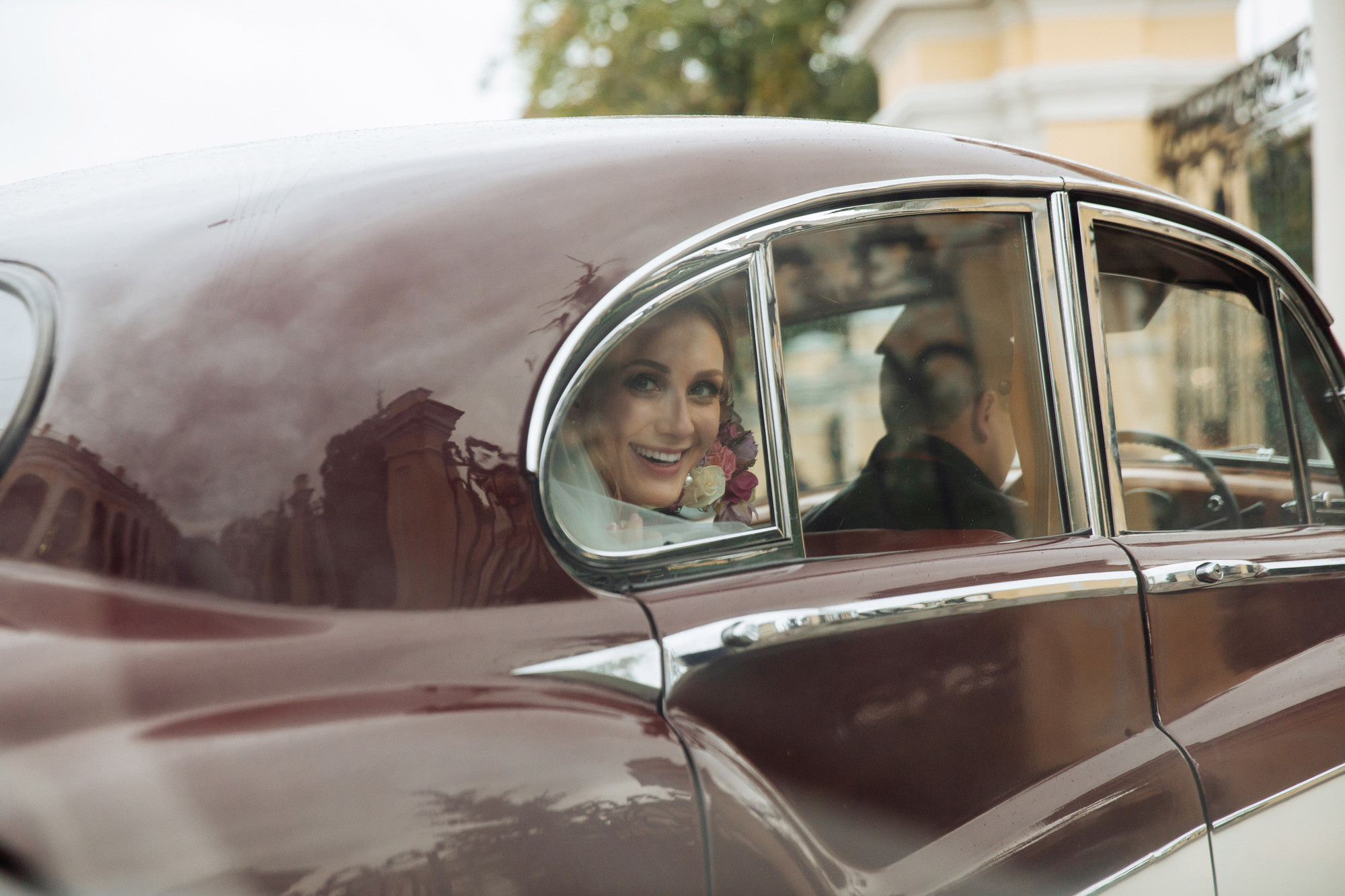 Богдана и Луиз (Испанцы в Питере). Лиза Каражова