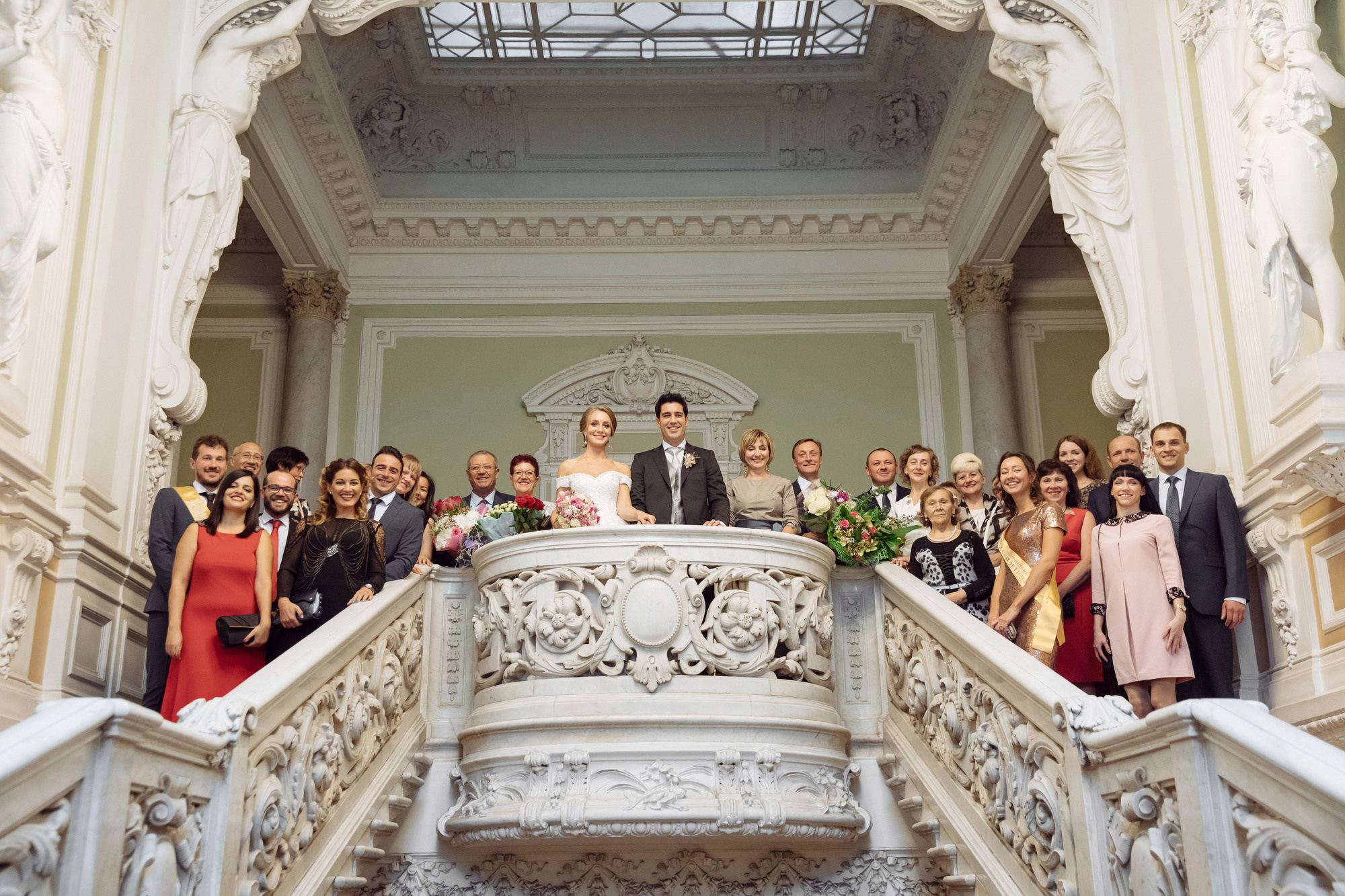 Богдана и Луиз (Испанцы в Питере). Лиза Каражова